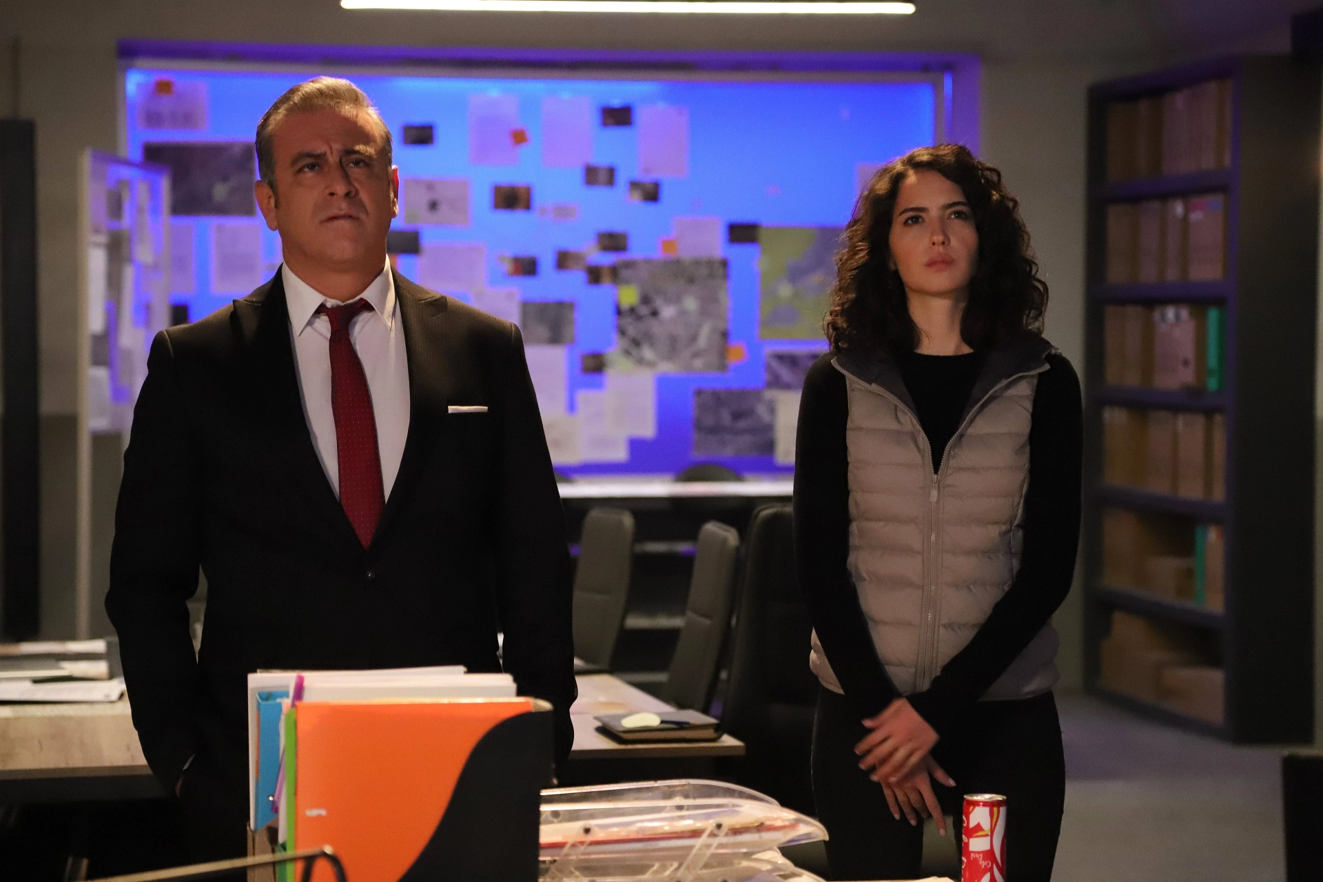 Turgut Tuncalp and Ezgi Senler in The Shadow Team (2021)