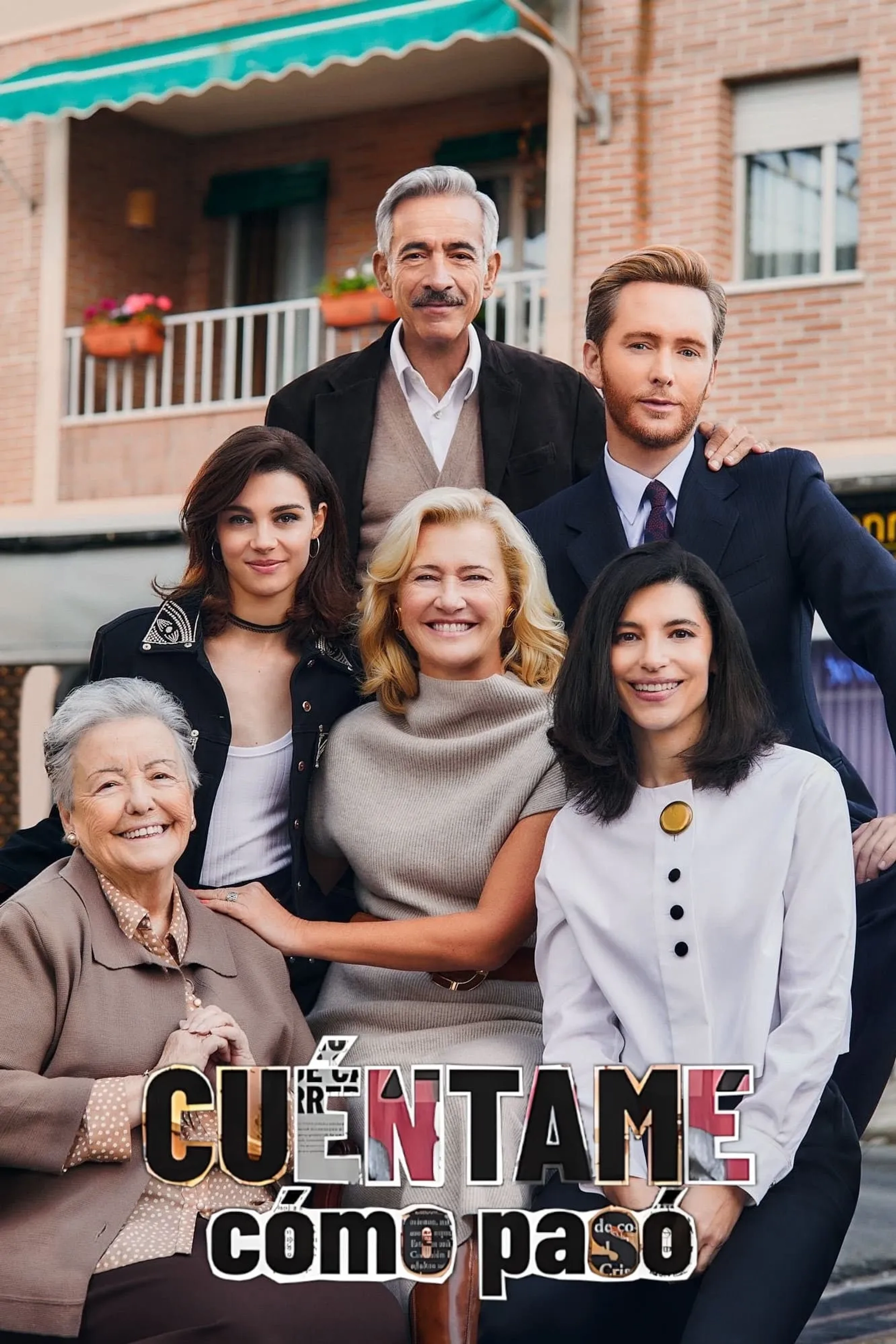 Imanol Arias, Ana Duato, María Galiana, Pablo Rivero, Irene Visedo, and Carmen Climent in Cuéntame (2001)