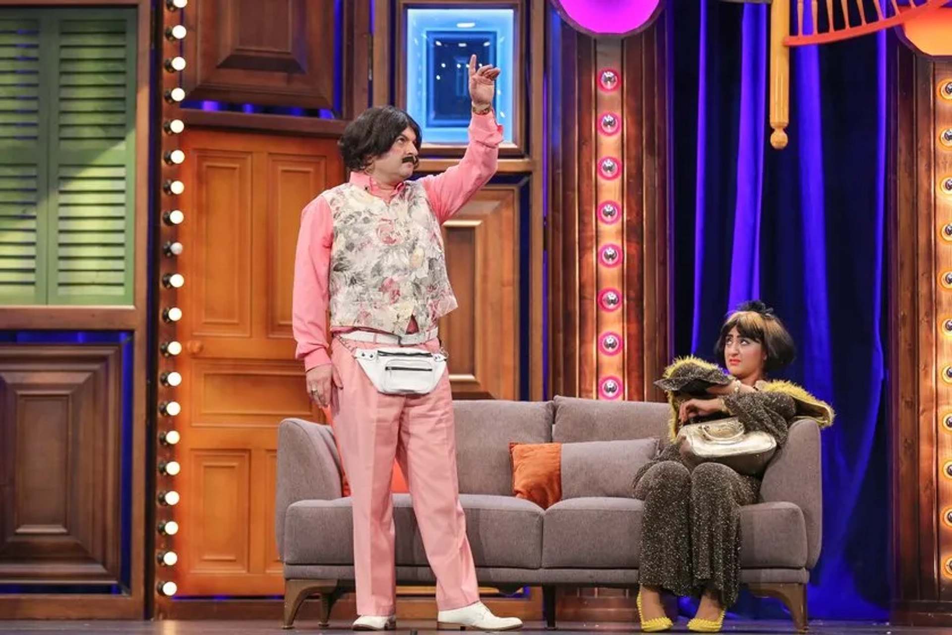 Çaglar Çorumlu and Ecem Erkek in Güldür Güldür Show: 218. Bolum (2019)