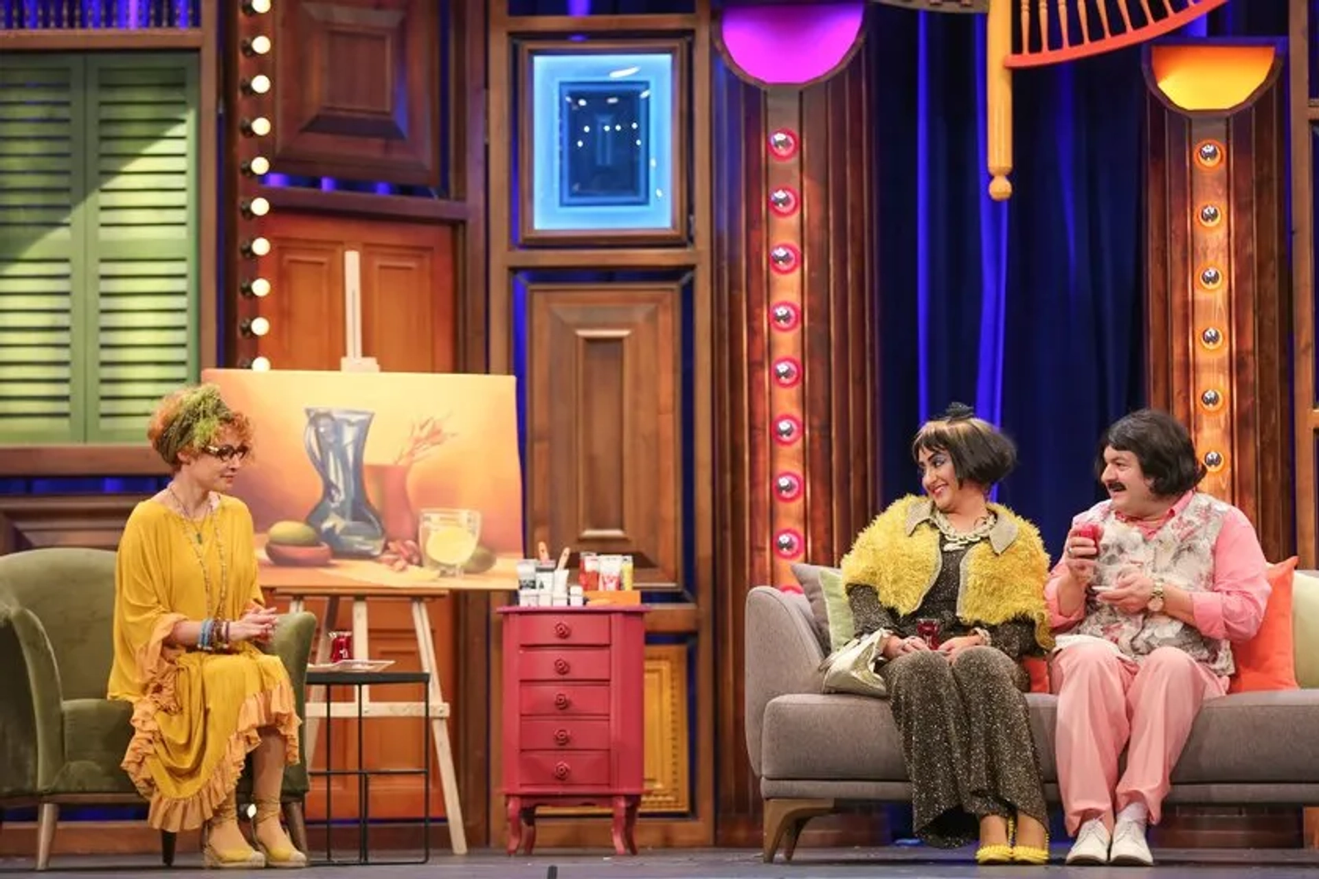 Çaglar Çorumlu, Açelya Topaloglu, and Ecem Erkek in Güldür Güldür Show: 213. Bolum (2019)