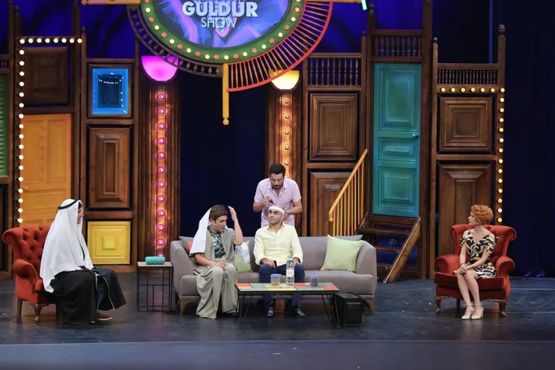 Emre Altug, Alper Kul, Sinan Çaliskanoglu, and Açelya Topaloglu in Güldür Güldür Show: 211. Bolum (2019)