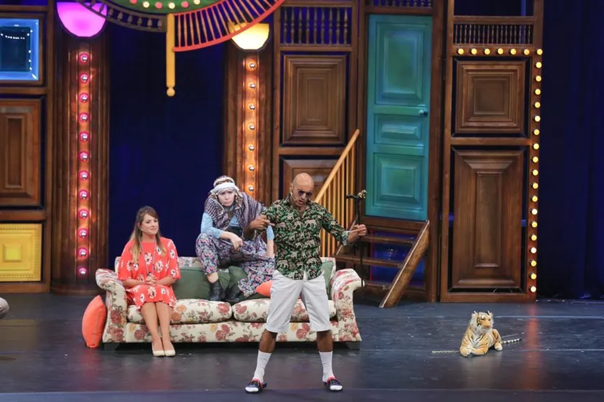 Doga Rutkay, Alper Kul, and Aylin Kontante in Güldür Güldür Show: 211. Bolum (2019)