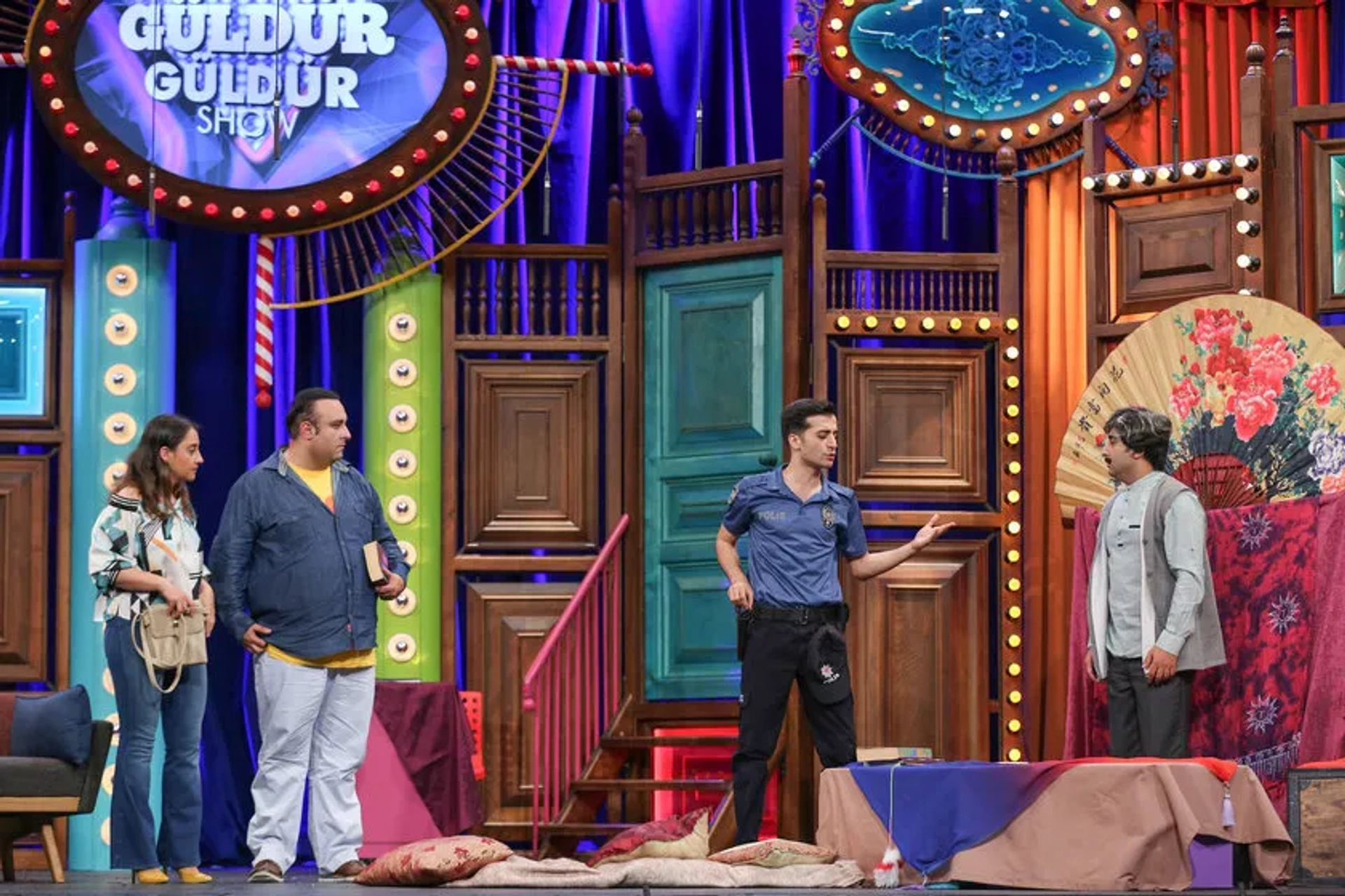 Berkay Tulumbaci, Onur Buldu, Onur Atilla, and Ecem Erkek in Güldür Güldür Show: 205. Bolum (2019)