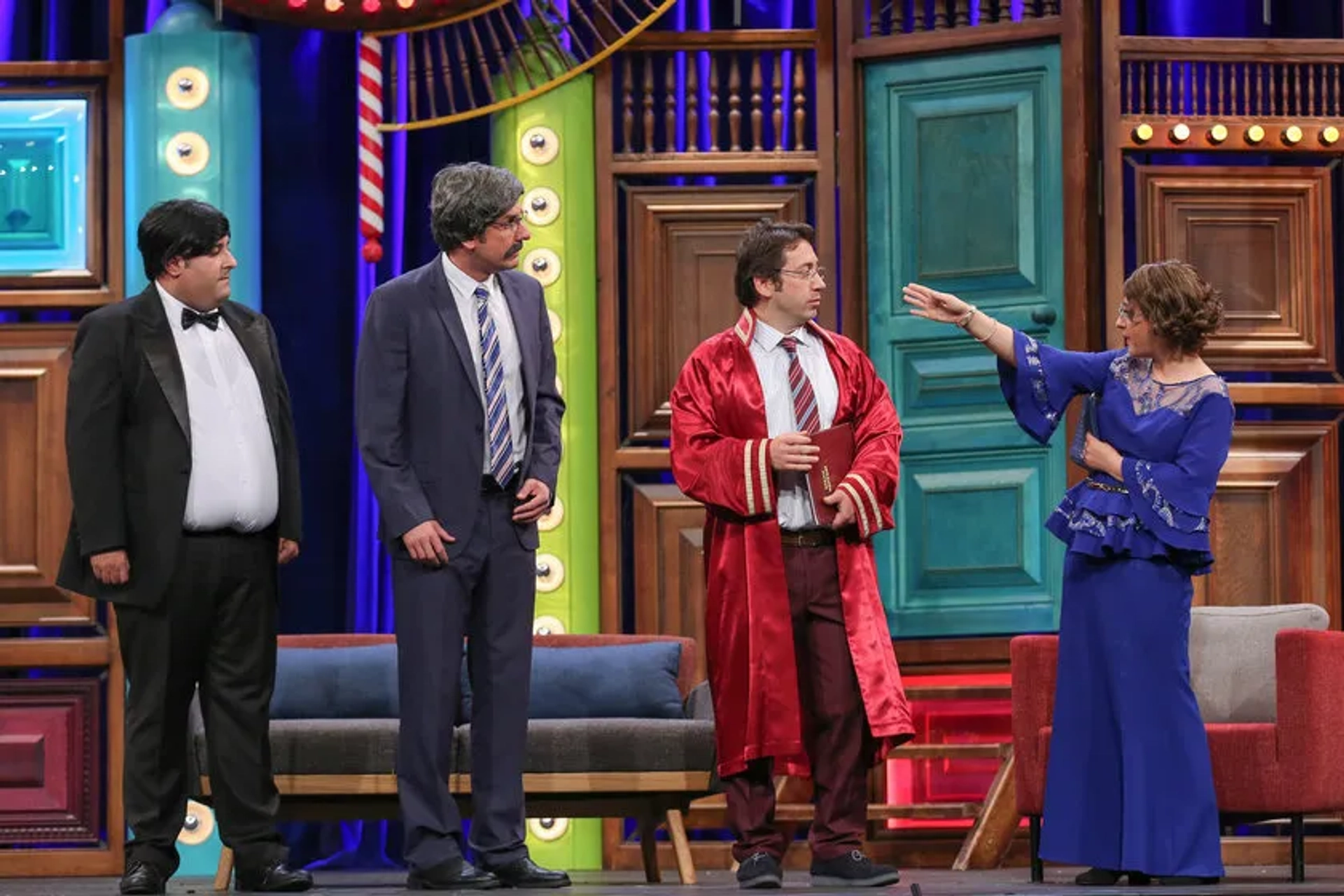 Ünal Yeter, Aziz Aslan, Onur Atilla, and Ecem Erkek in Güldür Güldür Show: 203. Bolum (2019)