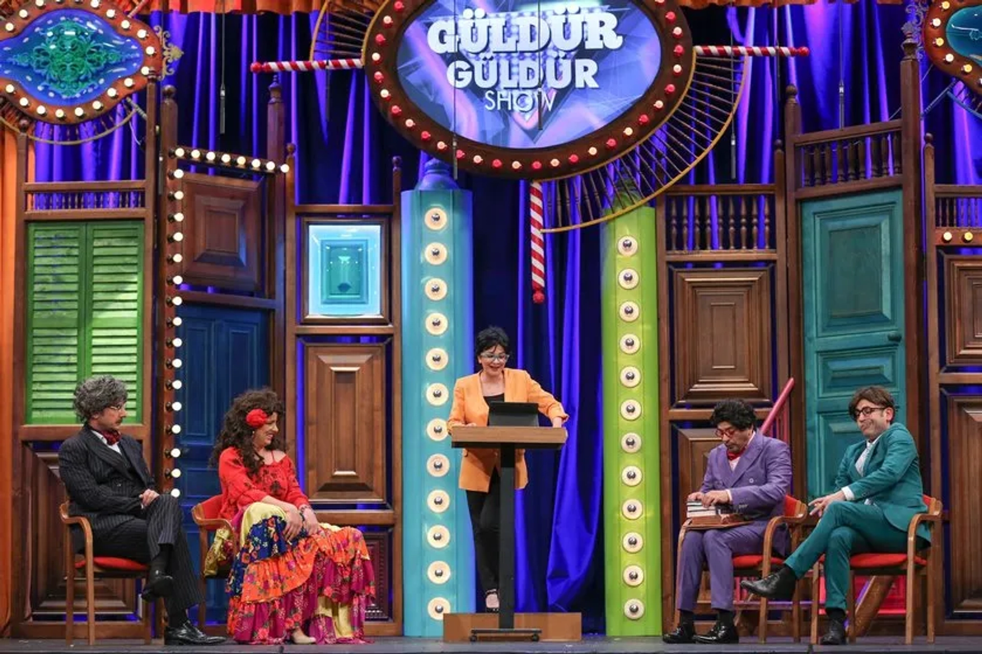 Evrim Akin, Doga Rutkay, Sinan Çaliskanoglu, and Ugur Bilgin in Güldür Güldür Show: 202. Bolum (2019)