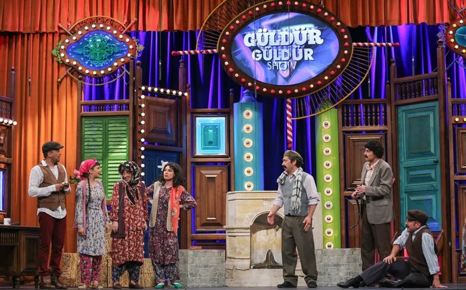 Emre Altug, Evrim Akin, Sinan Çaliskanoglu, Ünal Yeter, Meltem Yilmazkaya, Burak Topaloglu, and Aycan Koptur in Güldür Güldür Show: 202. Bolum (2019)