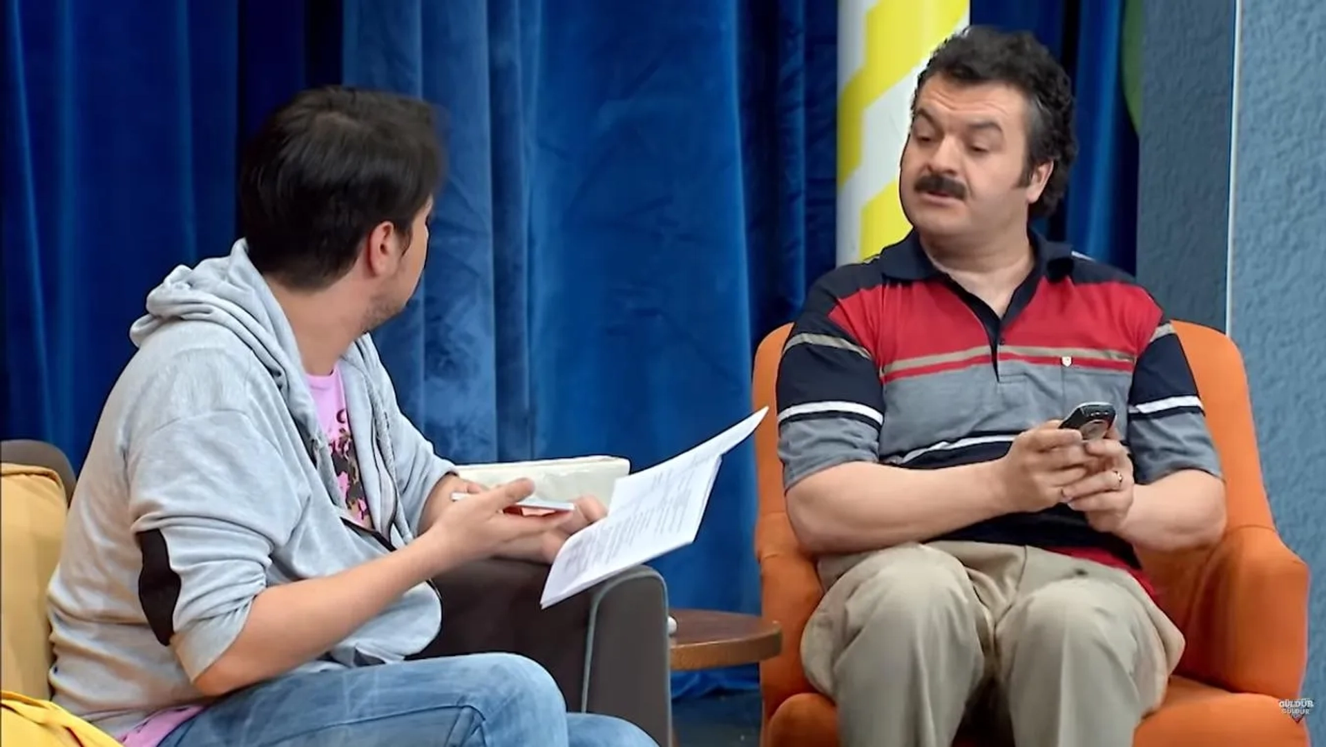 Çaglar Çorumlu and Burak Topaloglu in Güldür Güldür Show (2013)