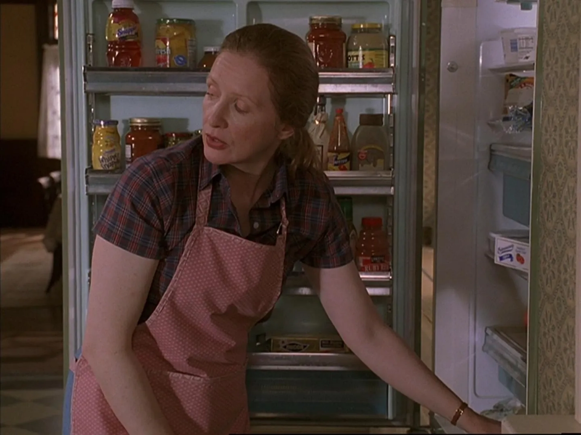 Frances Conroy in Six Feet Under (2001)