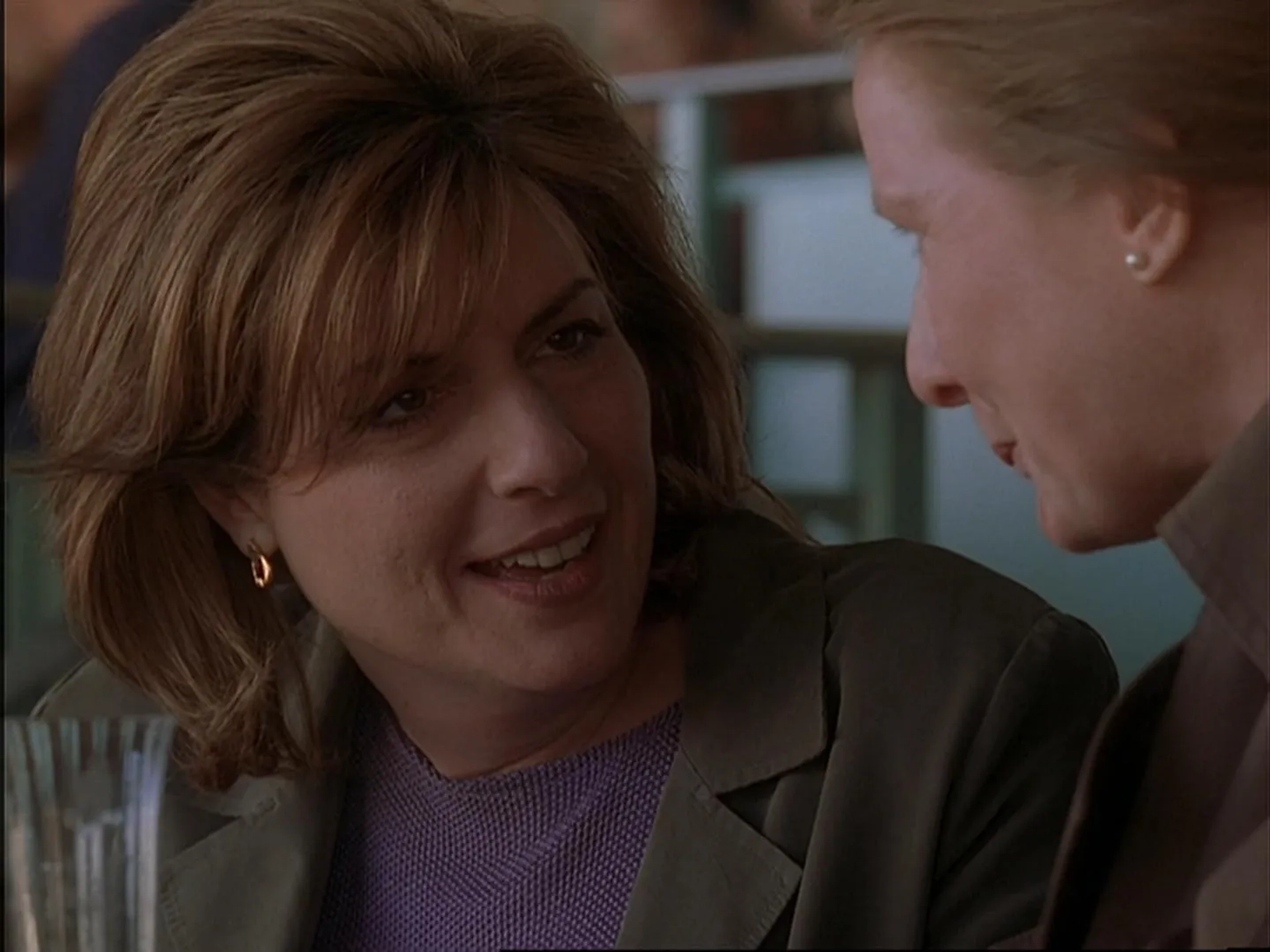 Caroline Aaron and Frances Conroy in Six Feet Under (2001)