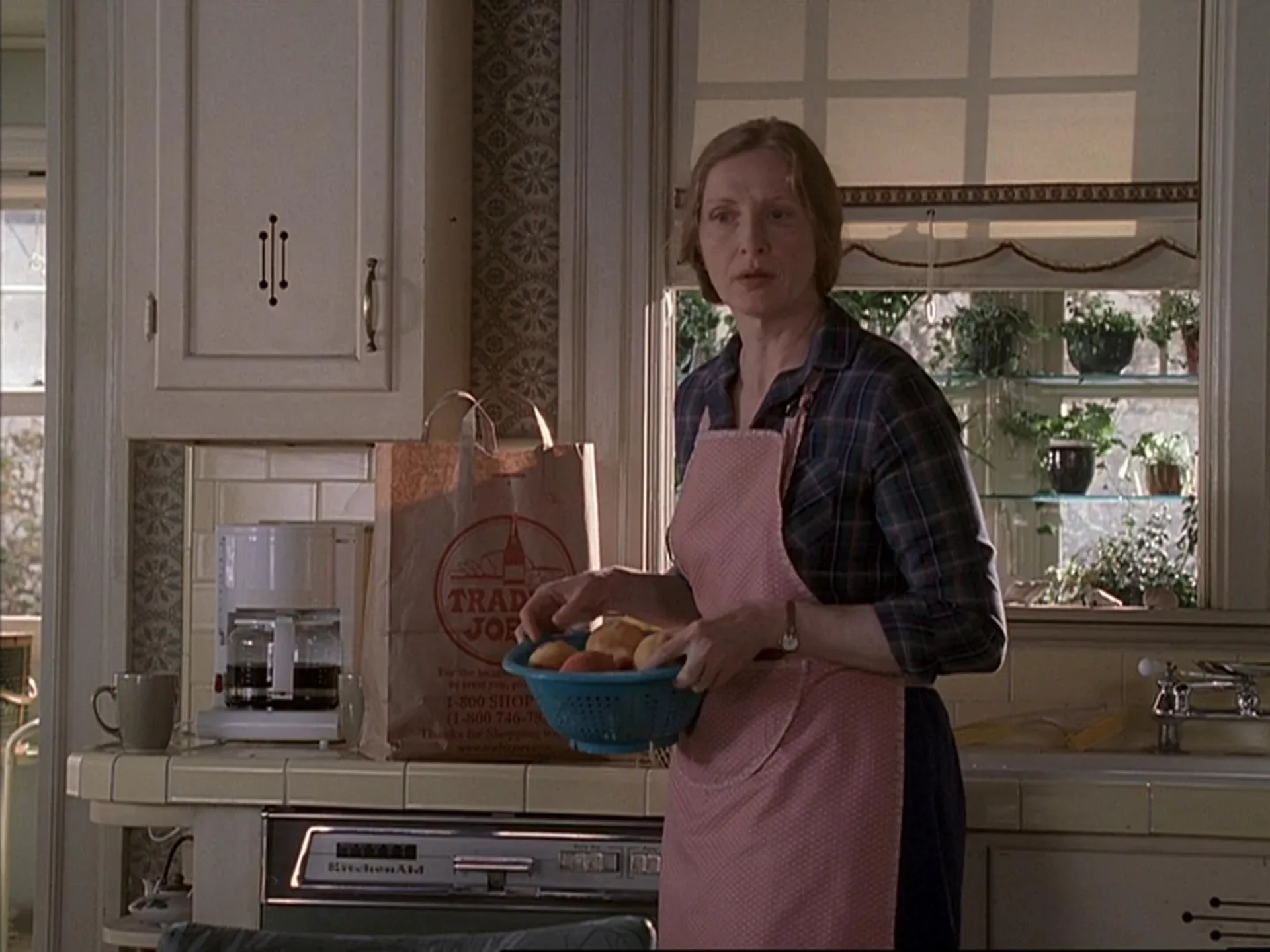 Frances Conroy in Six Feet Under (2001)