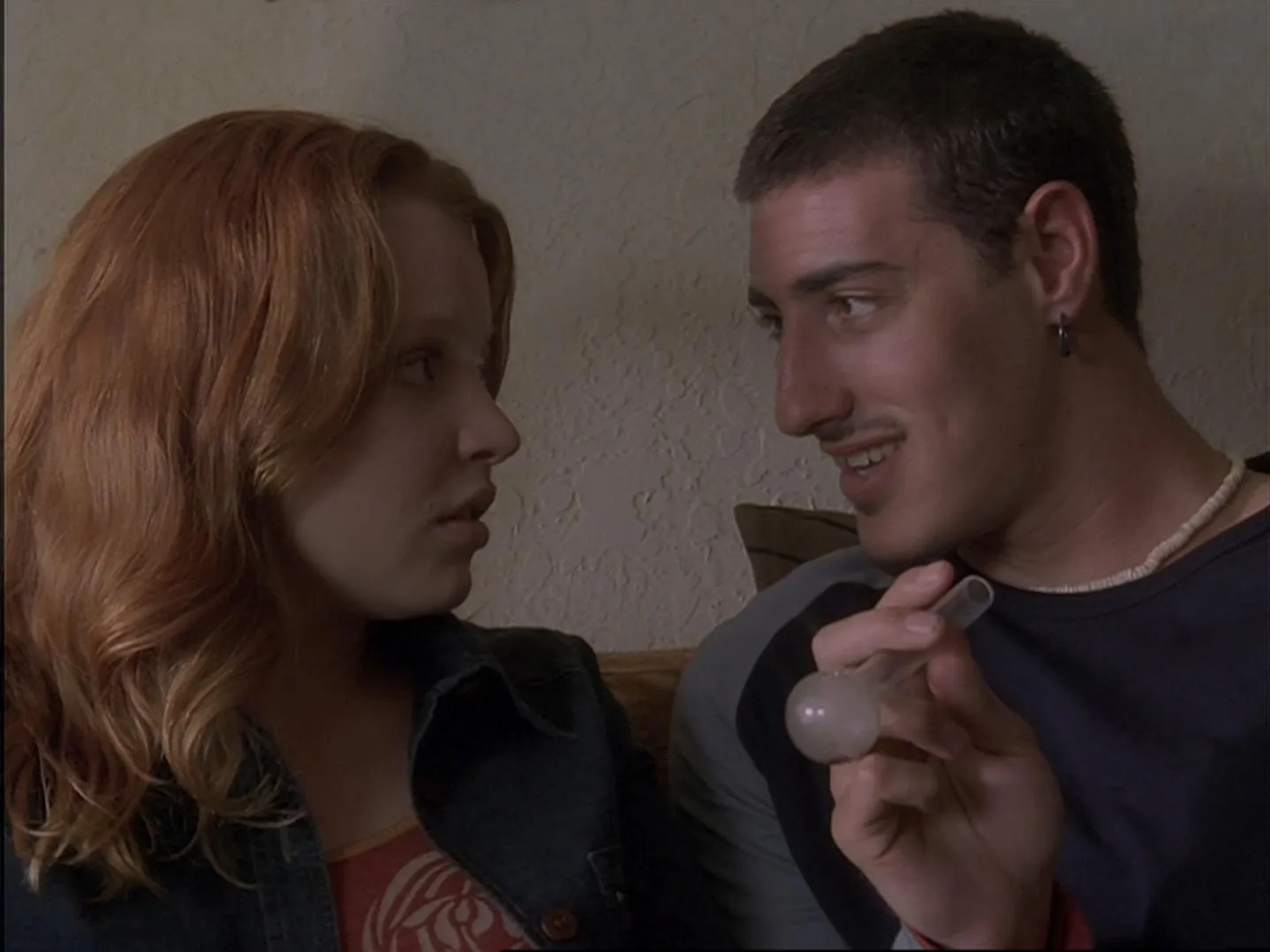 Lauren Ambrose and Eric Balfour in Six Feet Under (2001)