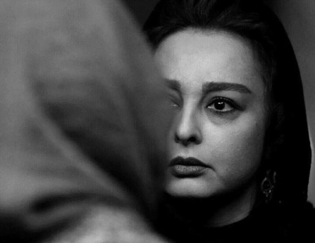 Mahaya Petrossian in Asphyxia (2017)