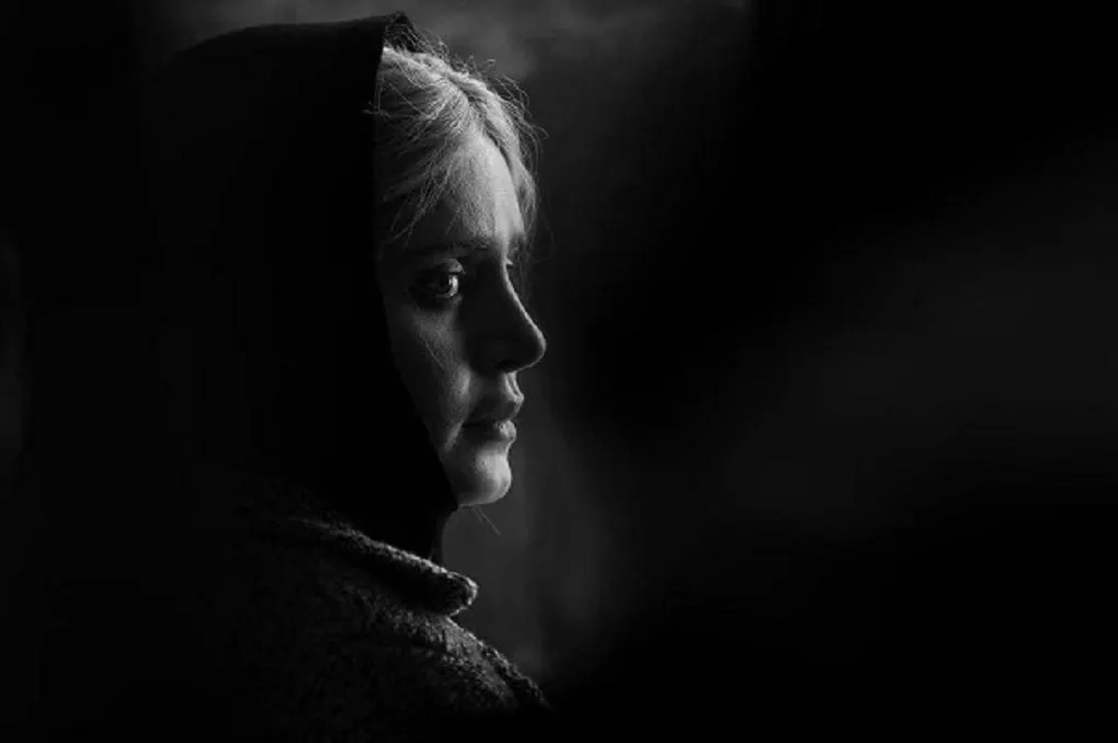 Elnaz Shakerdoost in Asphyxia (2017)