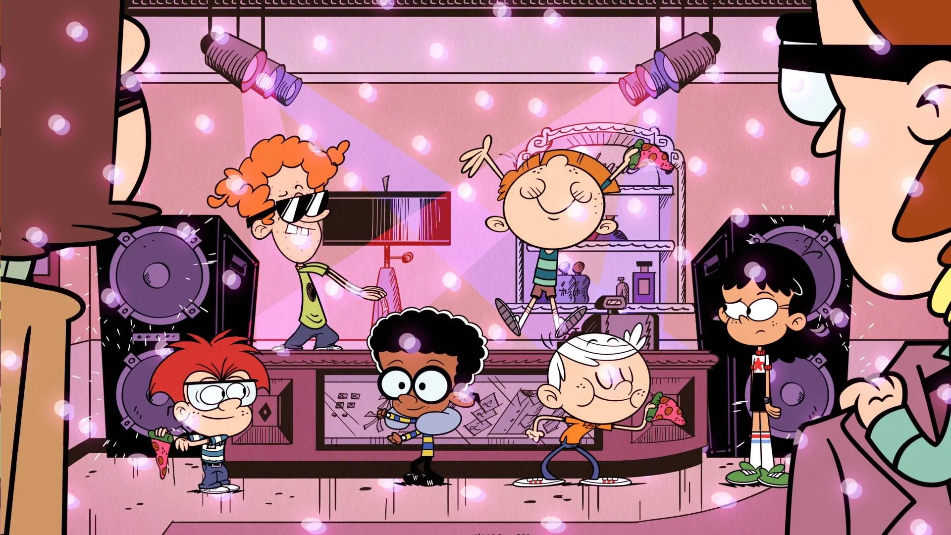 Jessica DiCicco, Lara Jill Miller, Bentley Griffin, Haley Tju, Diego Alexander, and Jahzir Bruno in The Loud House: Save the Last Pants/A Stella Performance (2022)