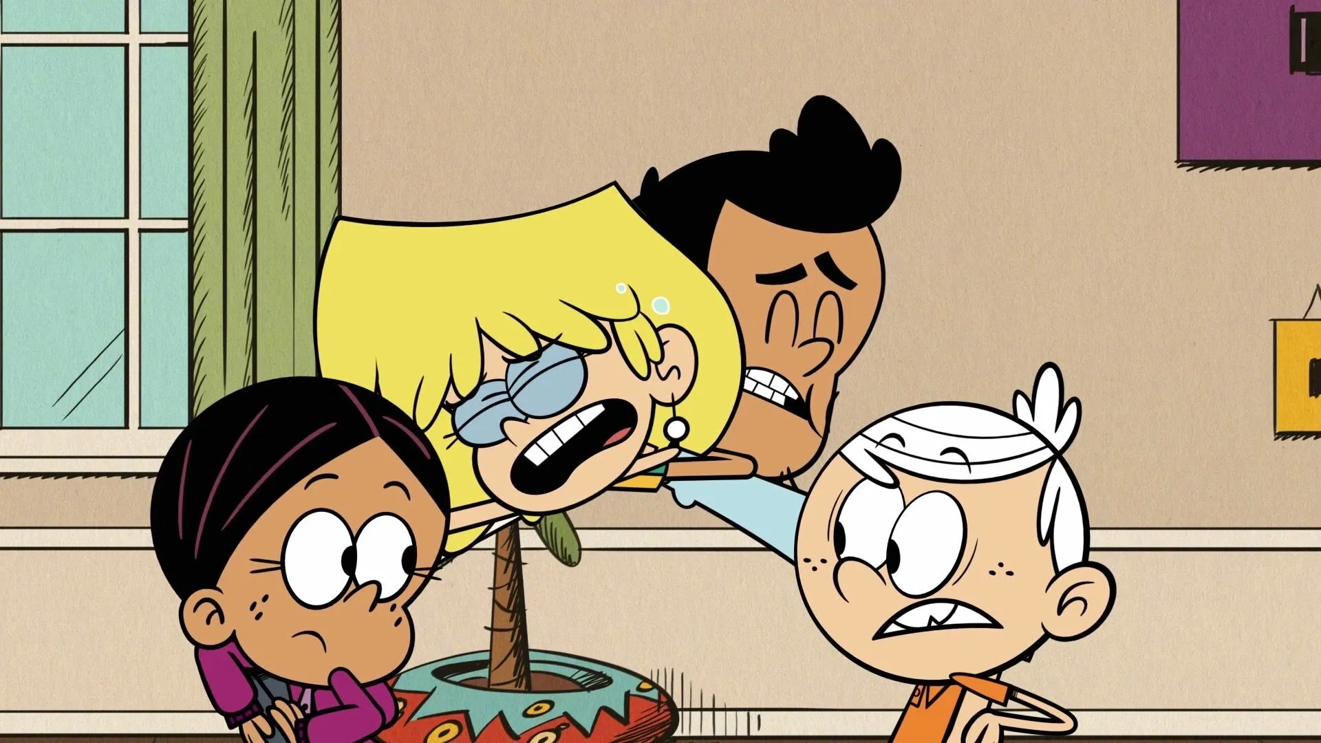 Catherine Taber, Carlos PenaVega, Breanna Yde, and Collin Dean in The Loud House (2014)