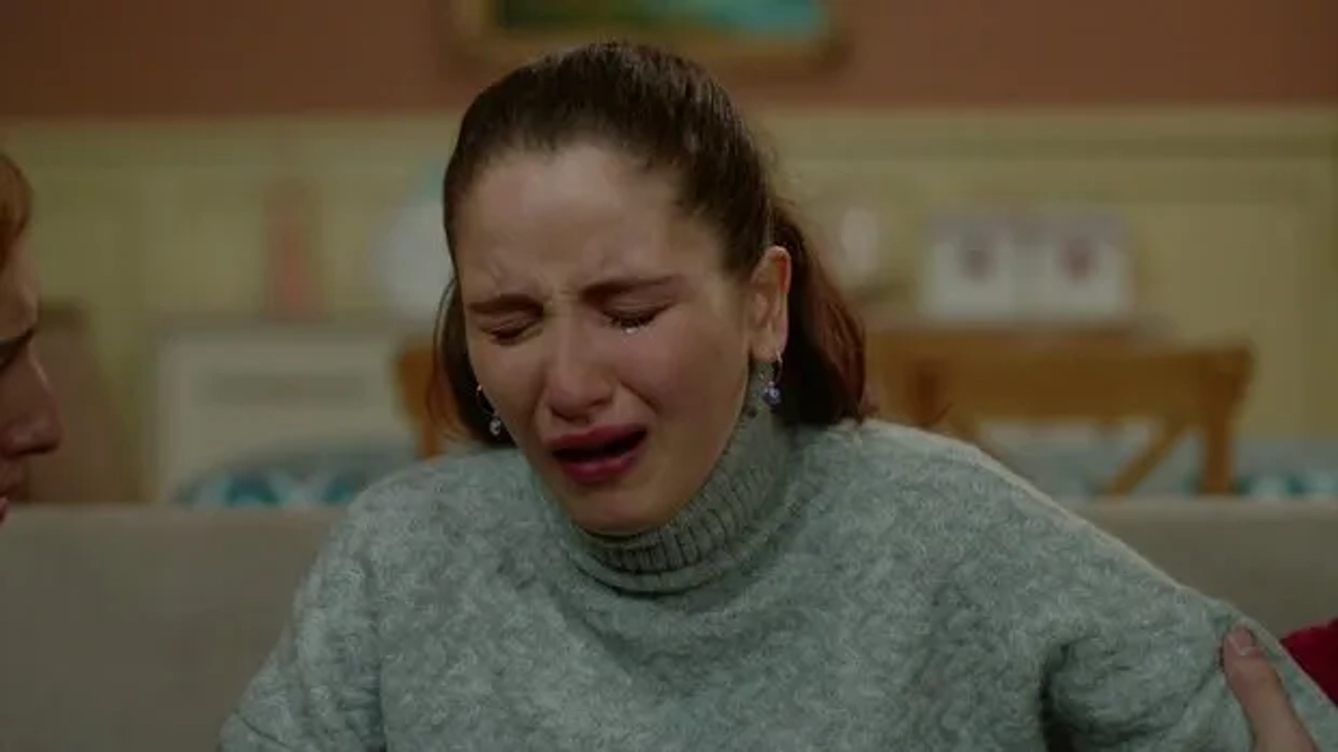 Gökçe Akyildiz in Orphan Flowers (2015)