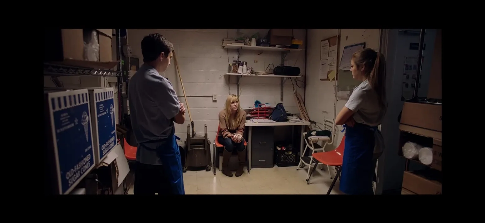 Keir Gilchrist, Maika Monroe, and Lili Sepe in It Follows (2014)