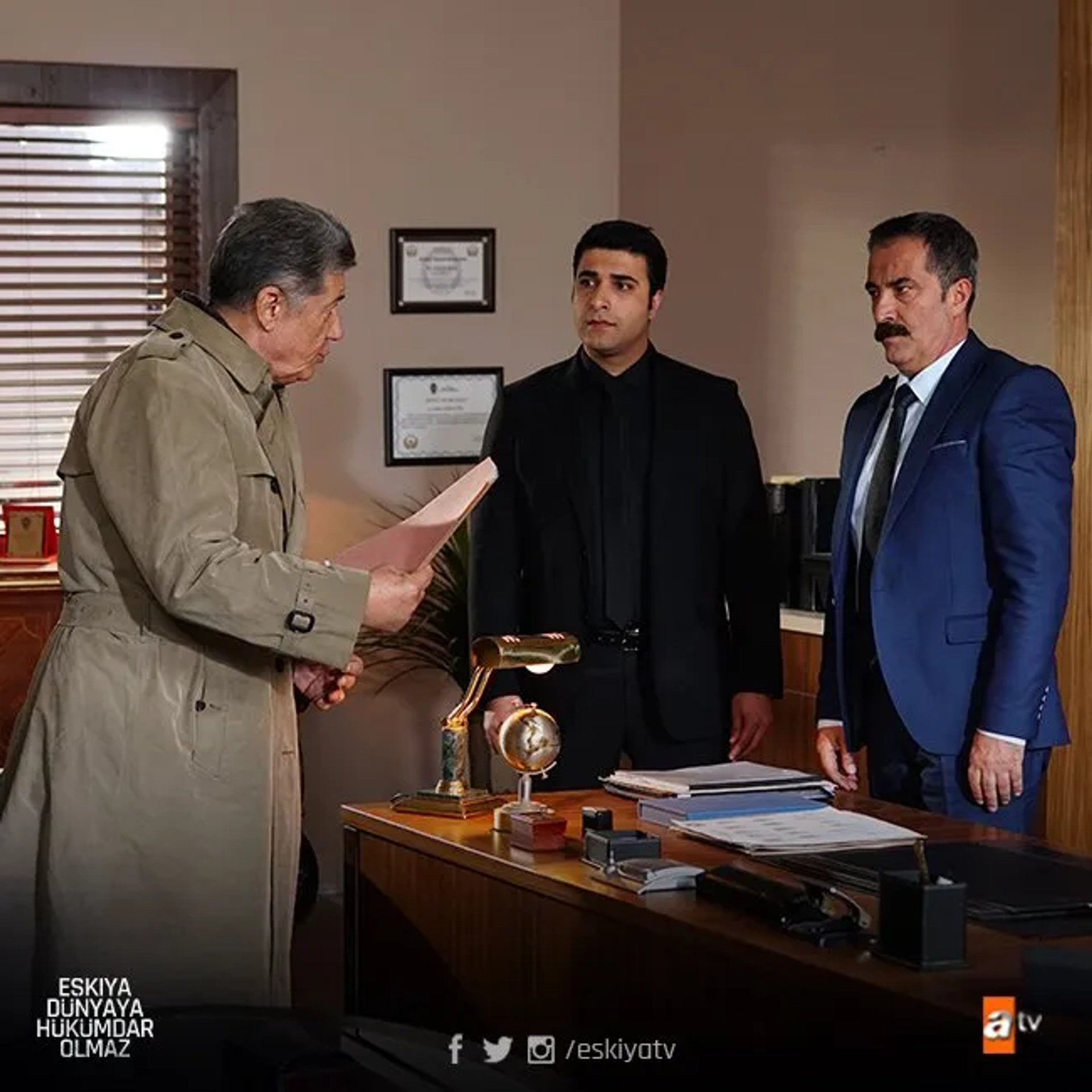 Tarik Ünlüoglu, Mehmet Çepiç, and Kadir Çiçek in Eskiya Dünyaya Hükümdar Olmaz: 138. Bolum (2019)