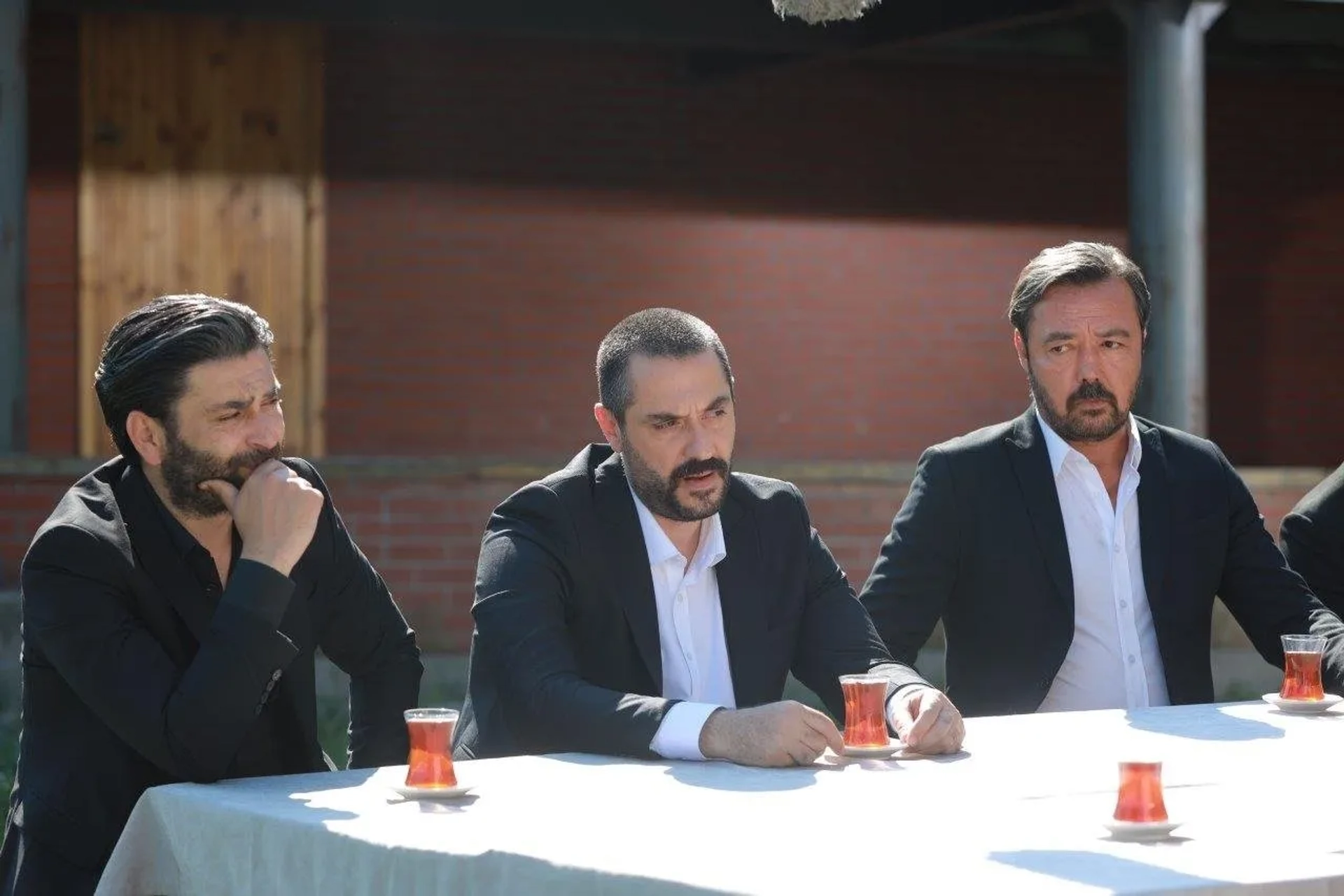 Engin Benli, Emir Benderlioglu, and Ozan Akbaba in Eskiya Dünyaya Hükümdar Olmaz: 199. Bolum - Sezon Finali (2021)