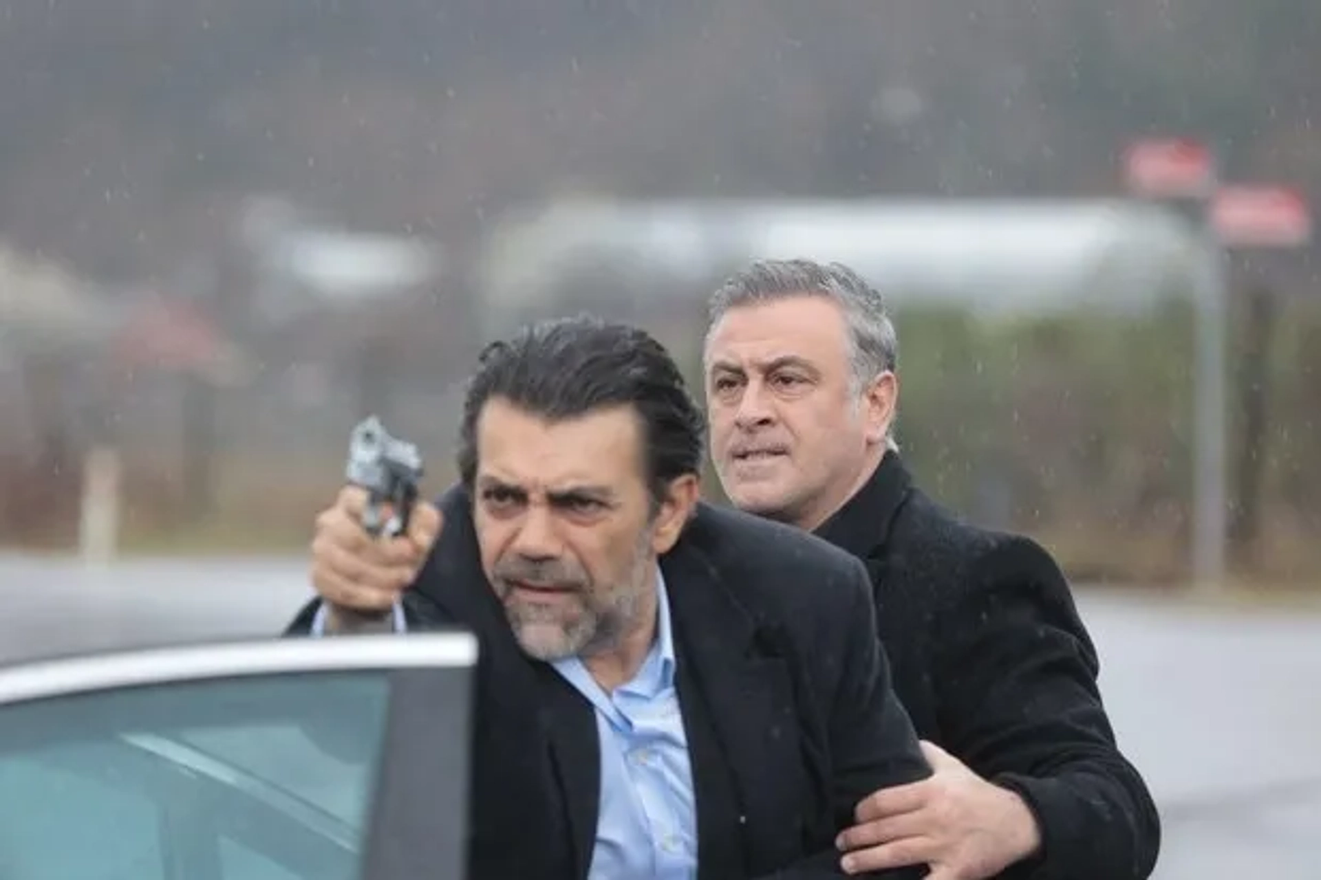 Savas Özdemir and Turgut Tuncalp in Eskiya Dünyaya Hükümdar Olmaz: 187. Bolum (2021)