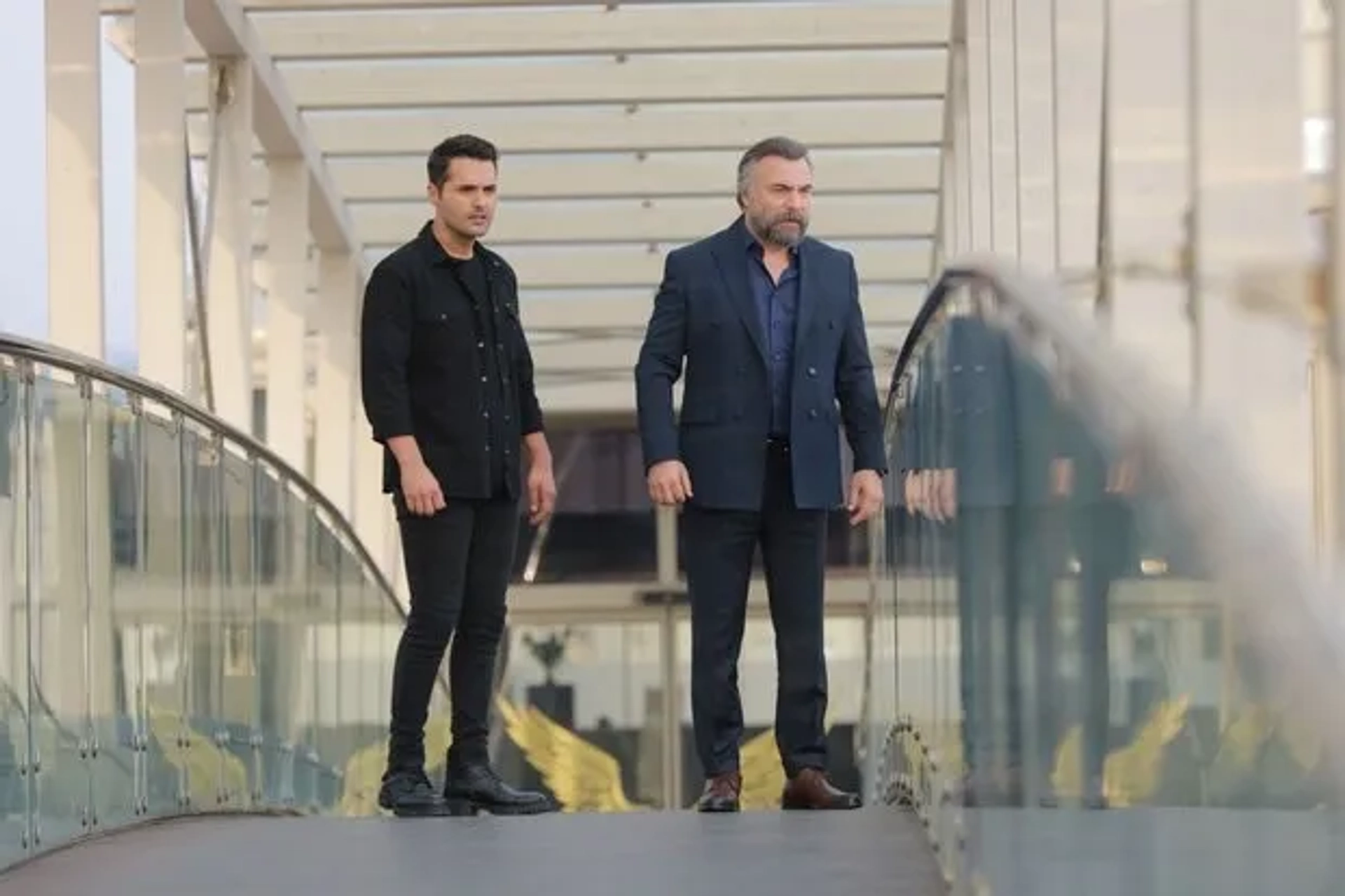 Oktay Kaynarca and Yalcin Hafizoglu in Eskiya Dünyaya Hükümdar Olmaz: 170. Bolum (2020)