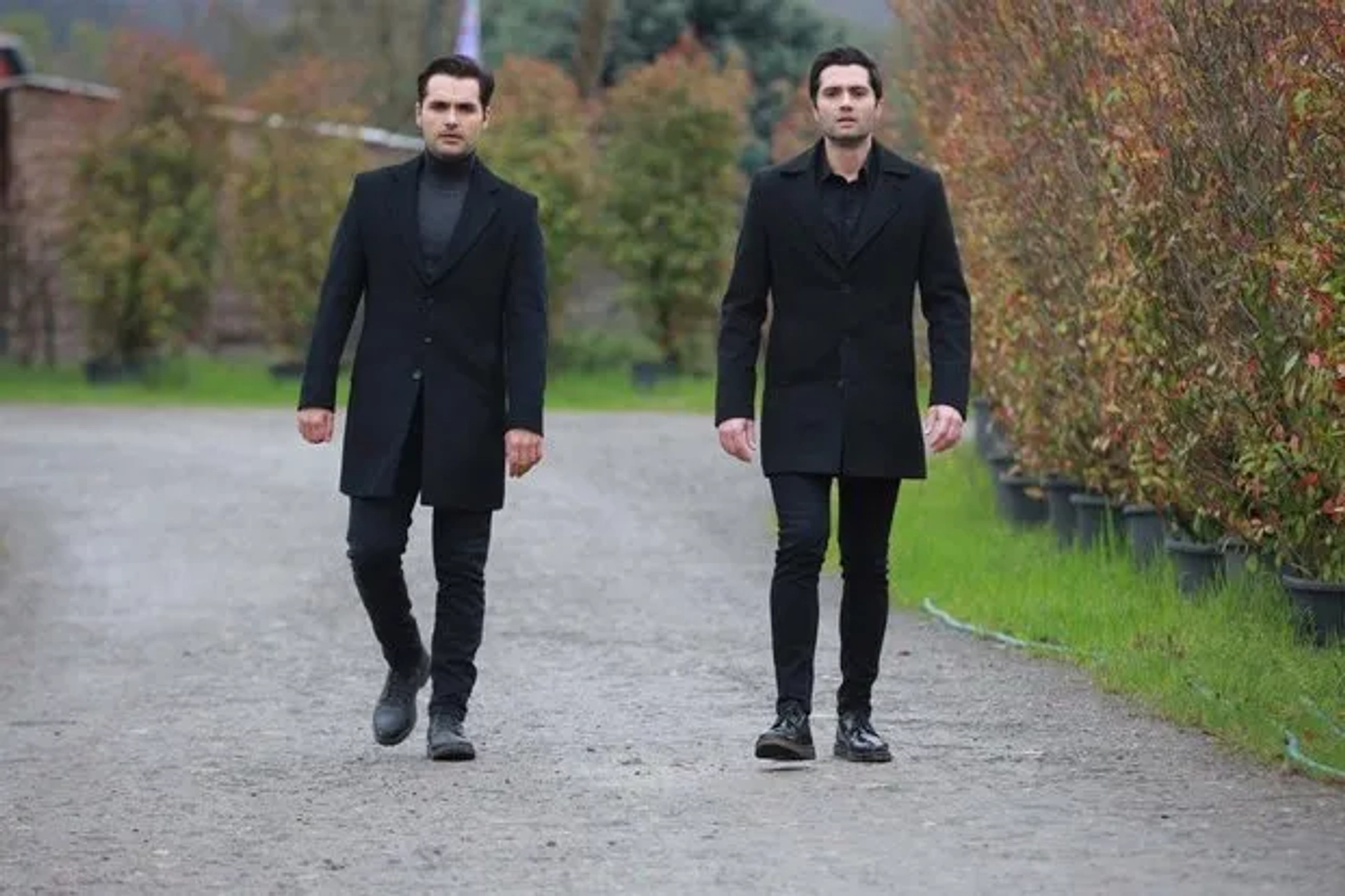 Yunus Emre Yildirimer and Yalcin Hafizoglu in Eskiya Dünyaya Hükümdar Olmaz: 163. Bolum (2020)