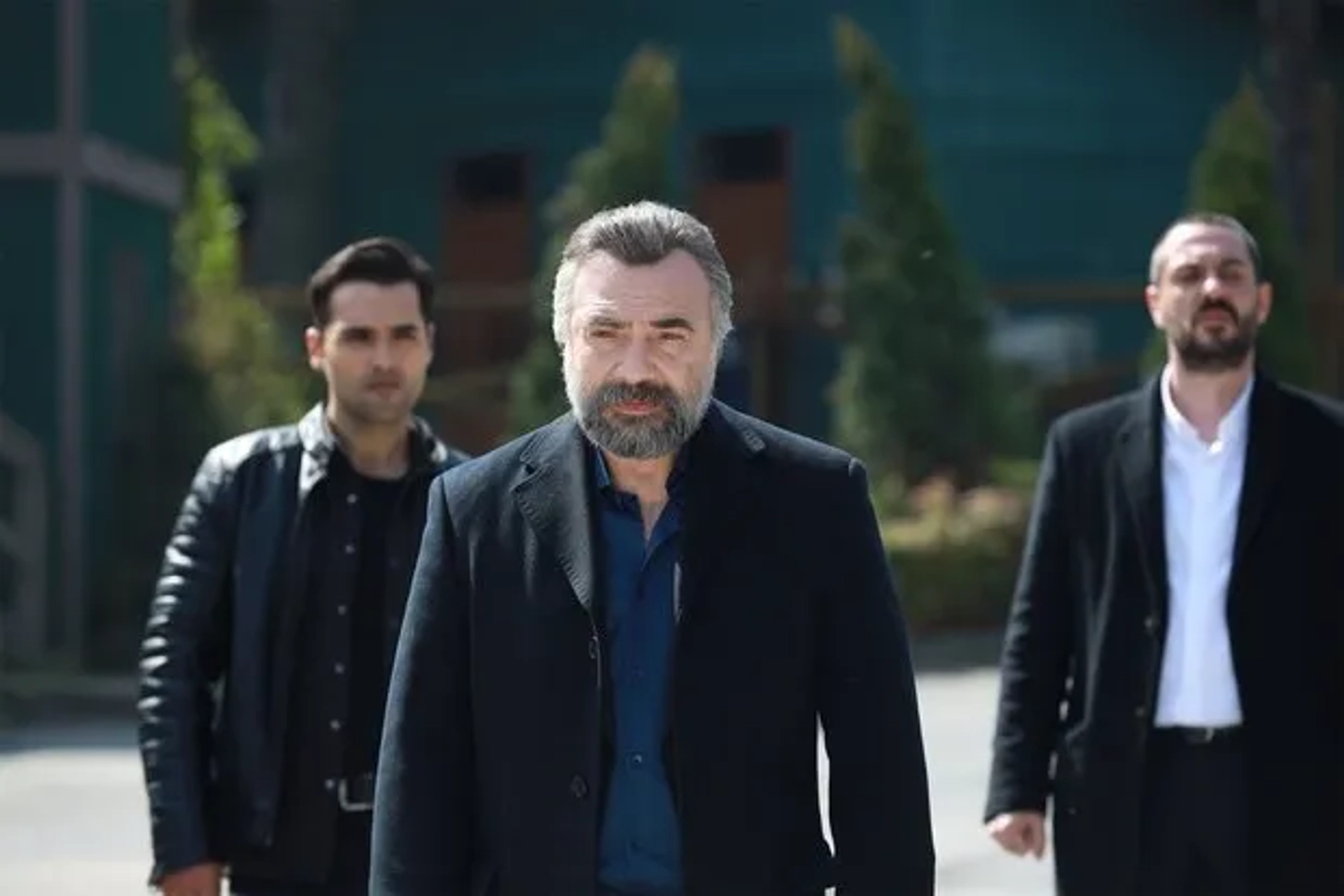 Oktay Kaynarca, Emir Benderlioglu, and Yalcin Hafizoglu in Eskiya Dünyaya Hükümdar Olmaz: 161. Bolum (2020)