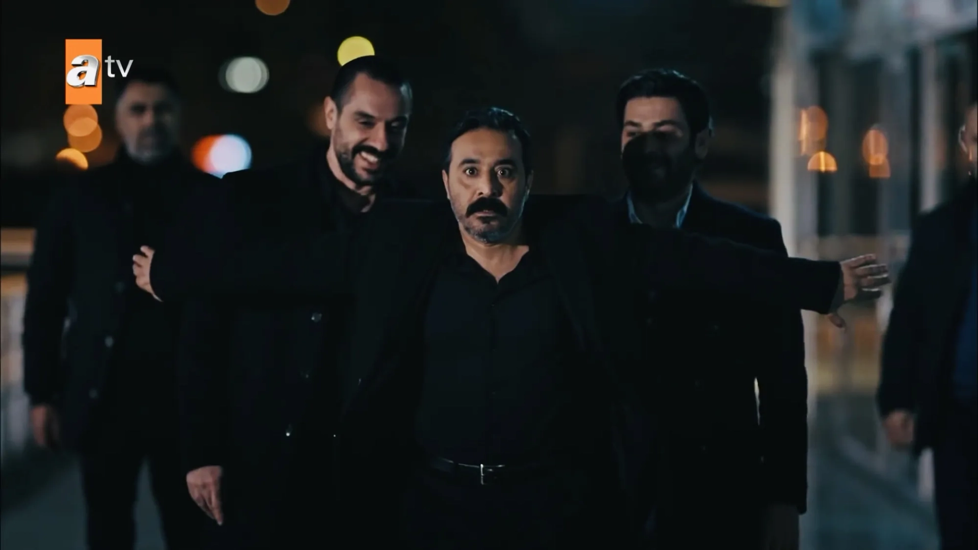 Mustafa Üstündag, Emir Benderlioglu, and Ozan Akbaba in Eskiya Dünyaya Hükümdar Olmaz: 159. Bolum (2020)