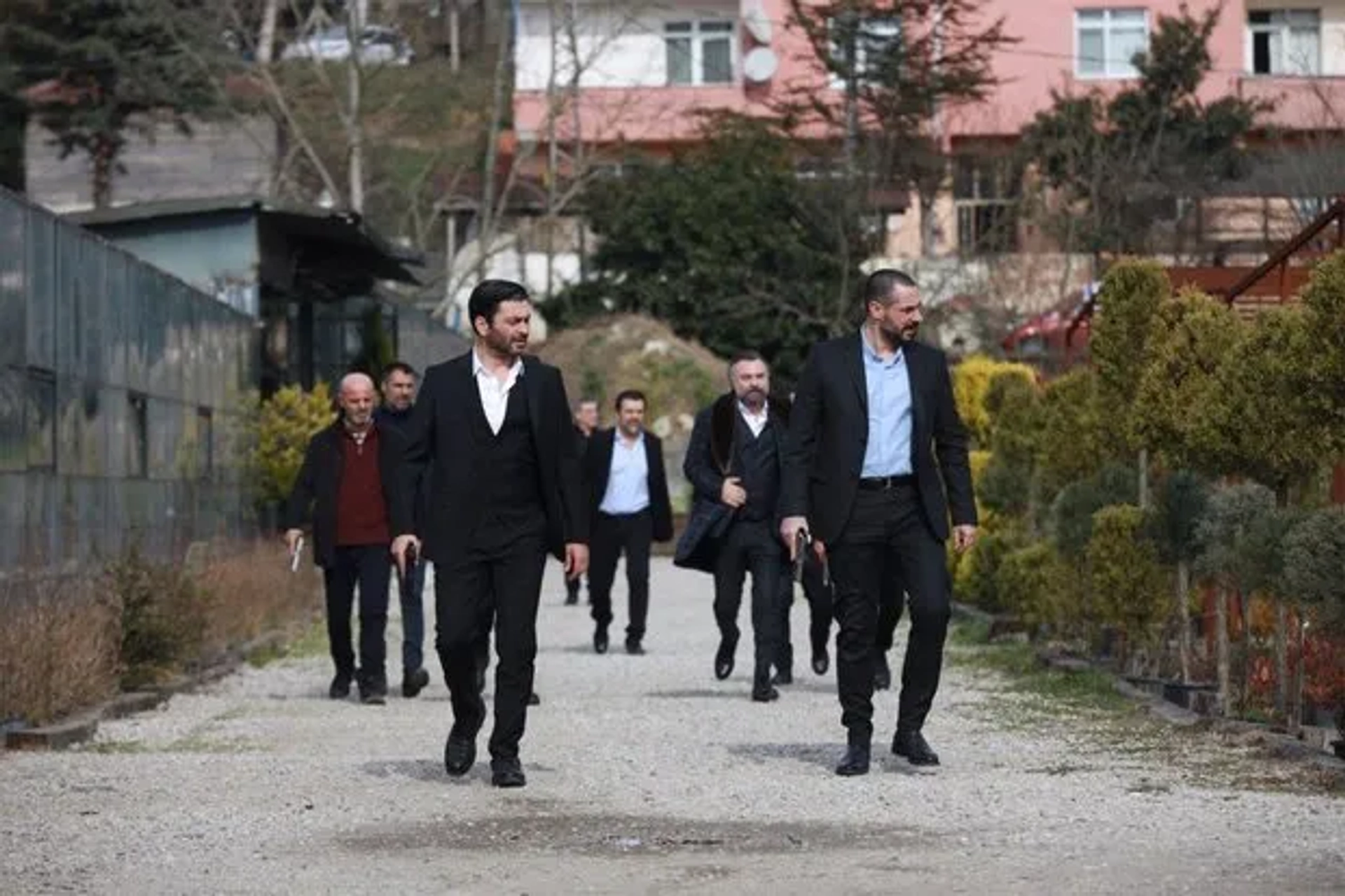 Oktay Kaynarca, Kenan Çoban, Savas Özdemir, Emir Benderlioglu, Ozan Akbaba, and Haydar Sisman in Eskiya Dünyaya Hükümdar Olmaz: 157. Bolum (2020)