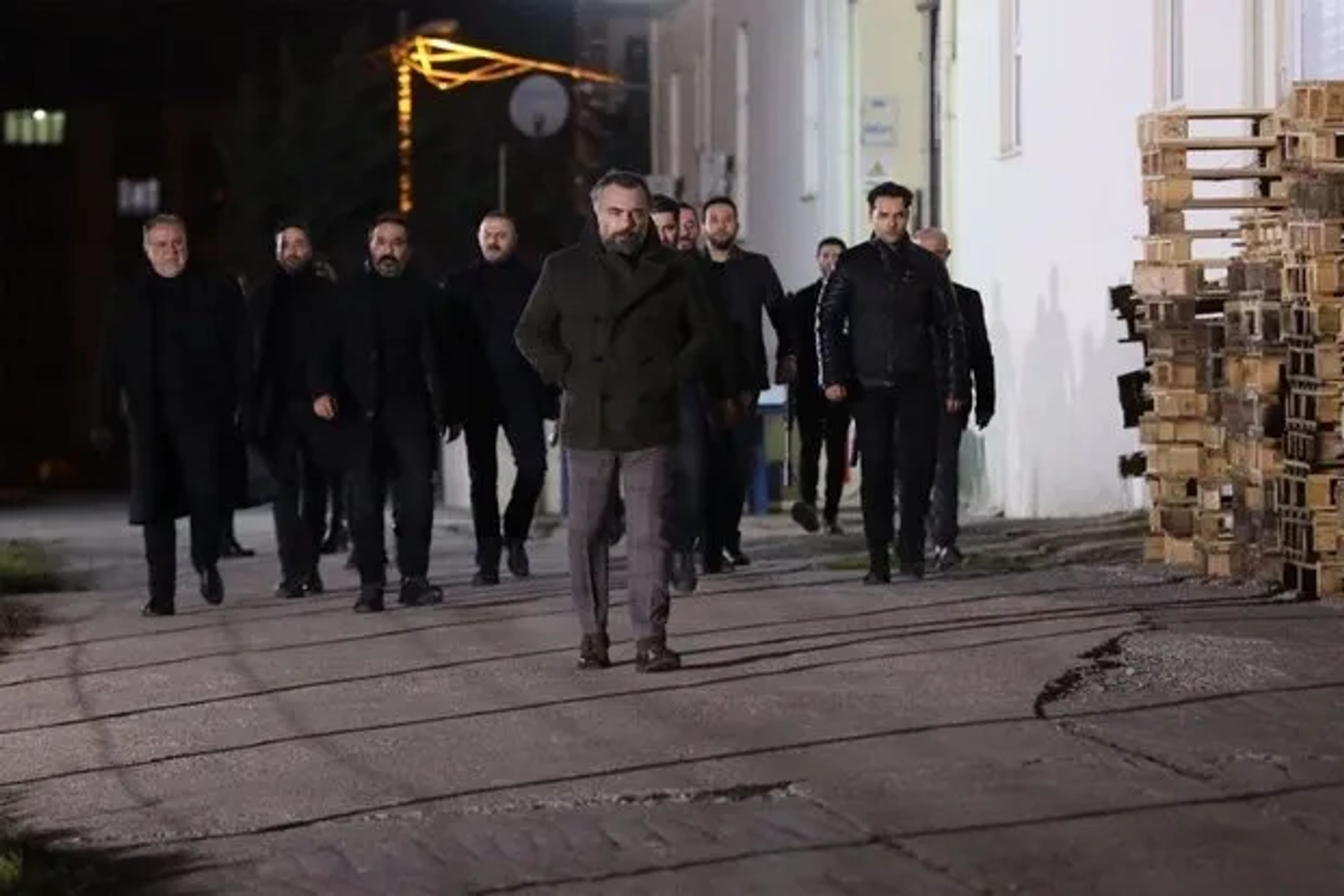 Burak Sergen, Oktay Kaynarca, Mustafa Üstündag, Ozan Akbaba, Tevfik Erman Kutlu, Haydar Sisman, and Yalcin Hafizoglu in Eskiya Dünyaya Hükümdar Olmaz: 153. Bolum (2019)