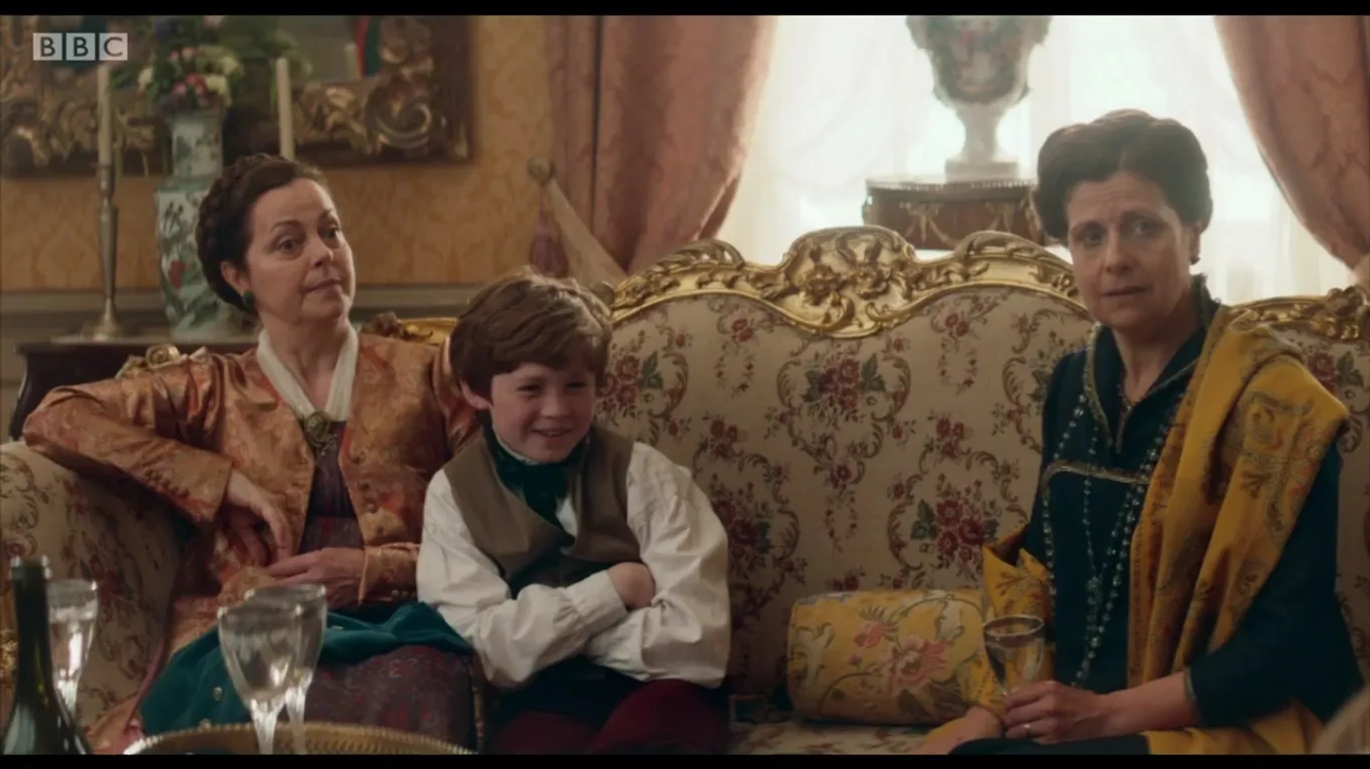 Greta Scacchi, Rebecca Front, and Kit Connor in War & Peace (2016)