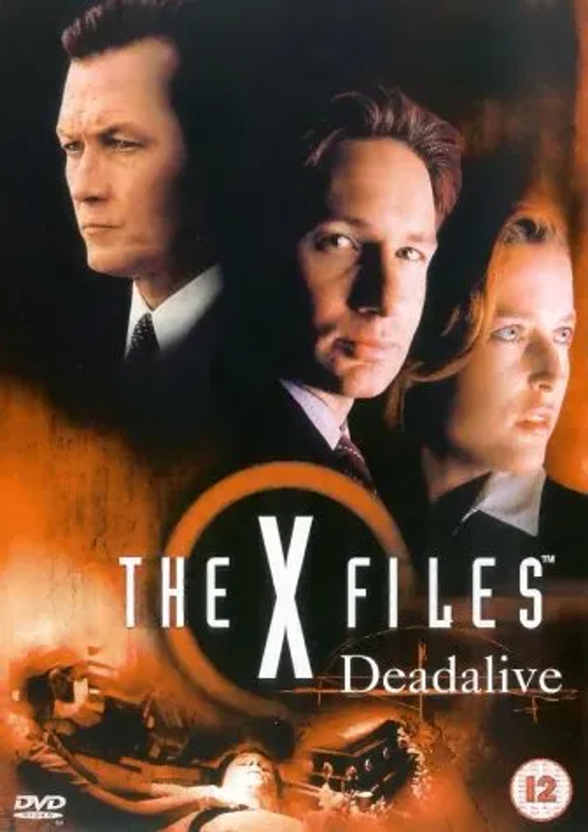 Gillian Anderson, David Duchovny, and Robert Patrick in The X-Files (1993)