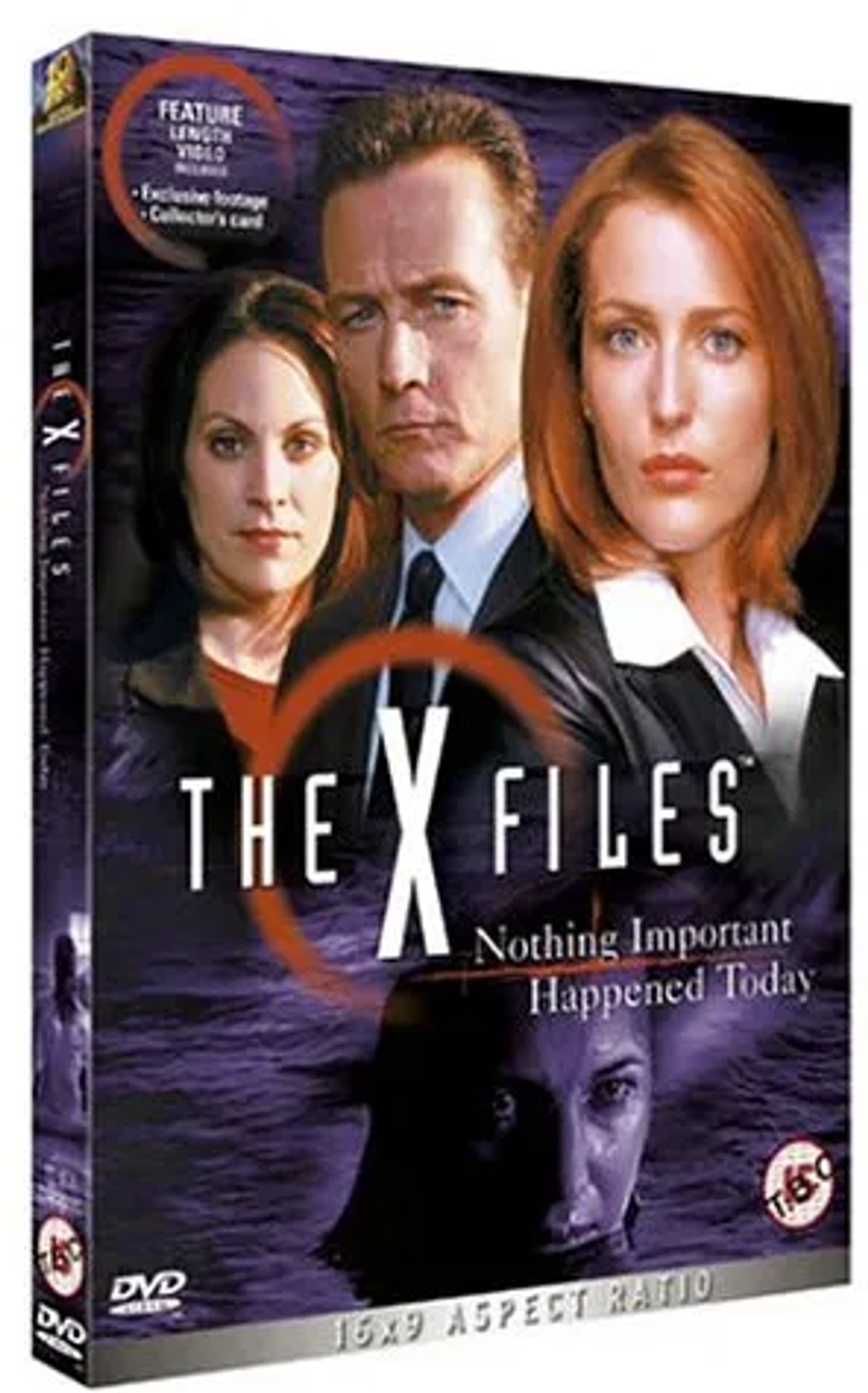 Gillian Anderson, Annabeth Gish, and Robert Patrick in The X-Files (1993)