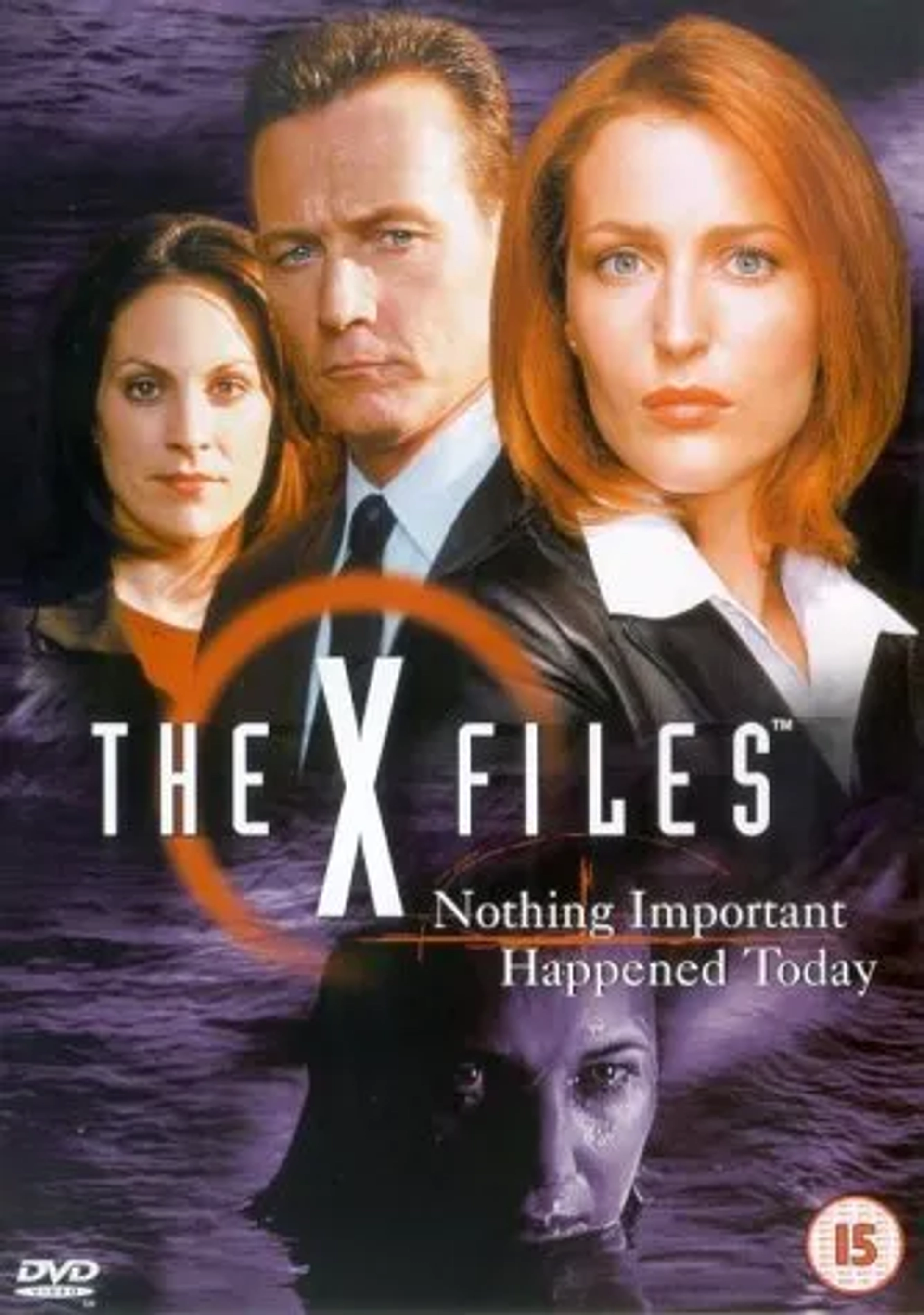 Gillian Anderson, Annabeth Gish, and Robert Patrick in The X-Files (1993)