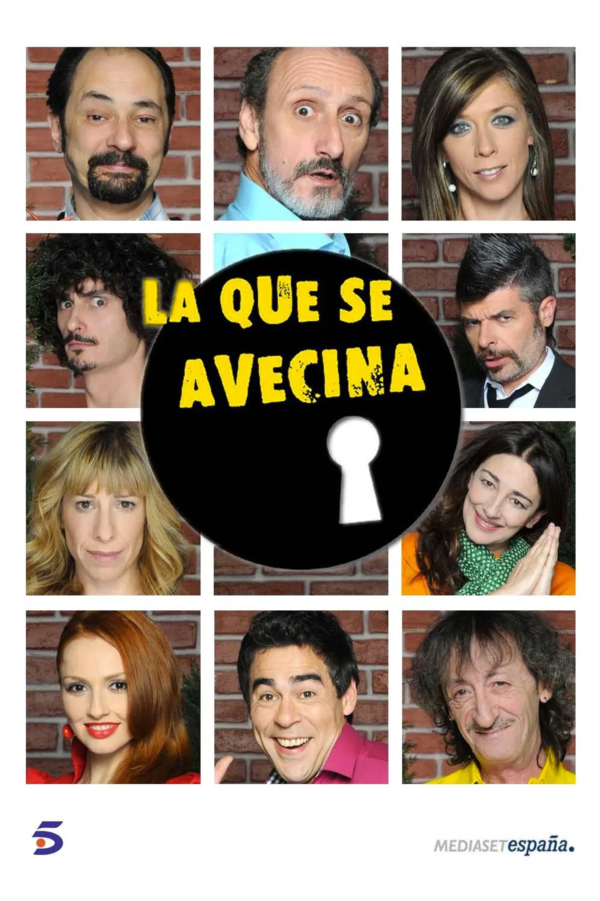 Cristina Castaño, José Luis Gil, Eva Isanta, Nathalie Seseña, Jordi Sánchez, Macarena Gómez, Ricardo Arroyo, Nacho Guerreros, Pablo Chiapella, and Antonio Pagudo in La que se avecina (2007)