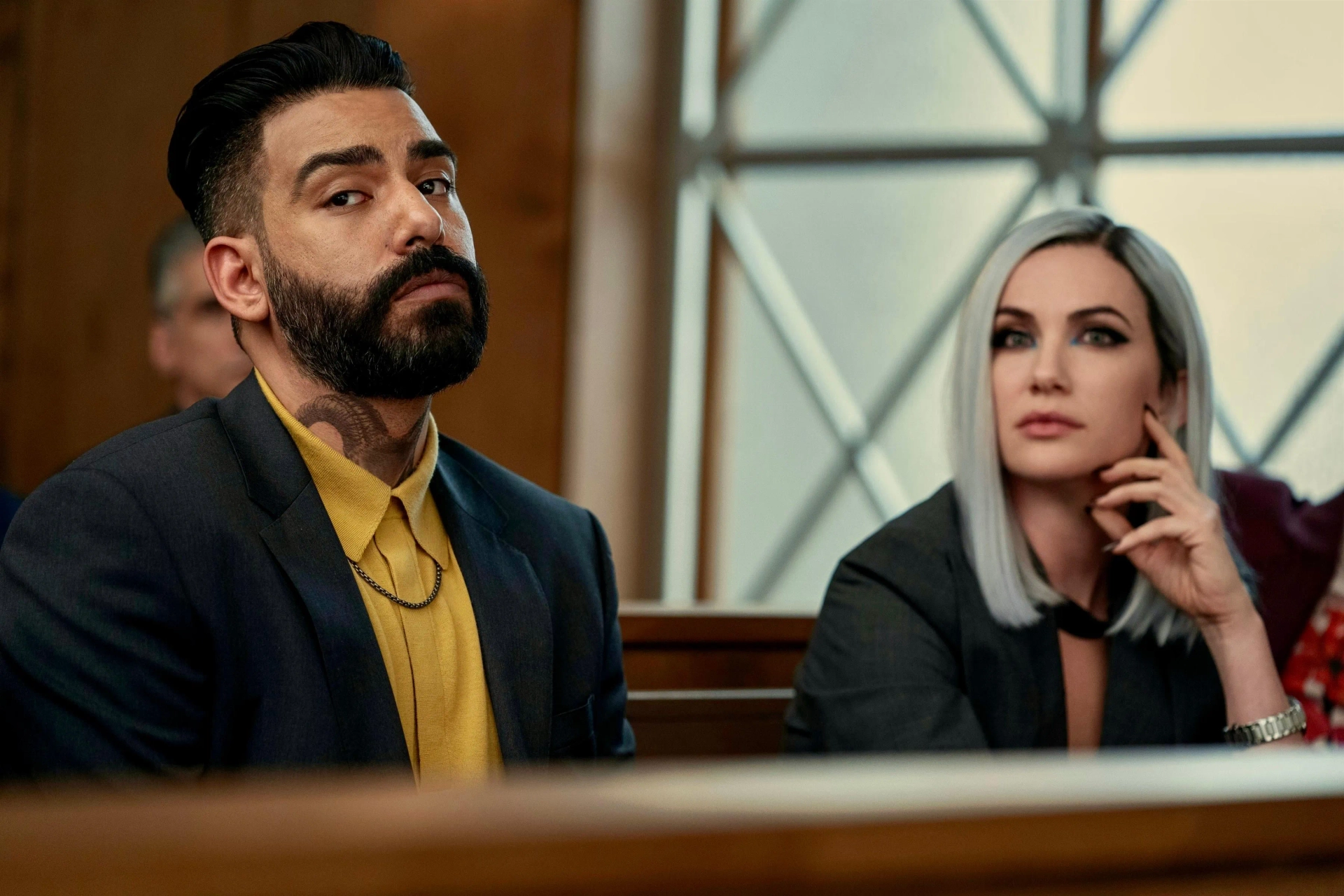 Kate Siegel and Rahul Kohli in The Fall of the House of Usher (2023)