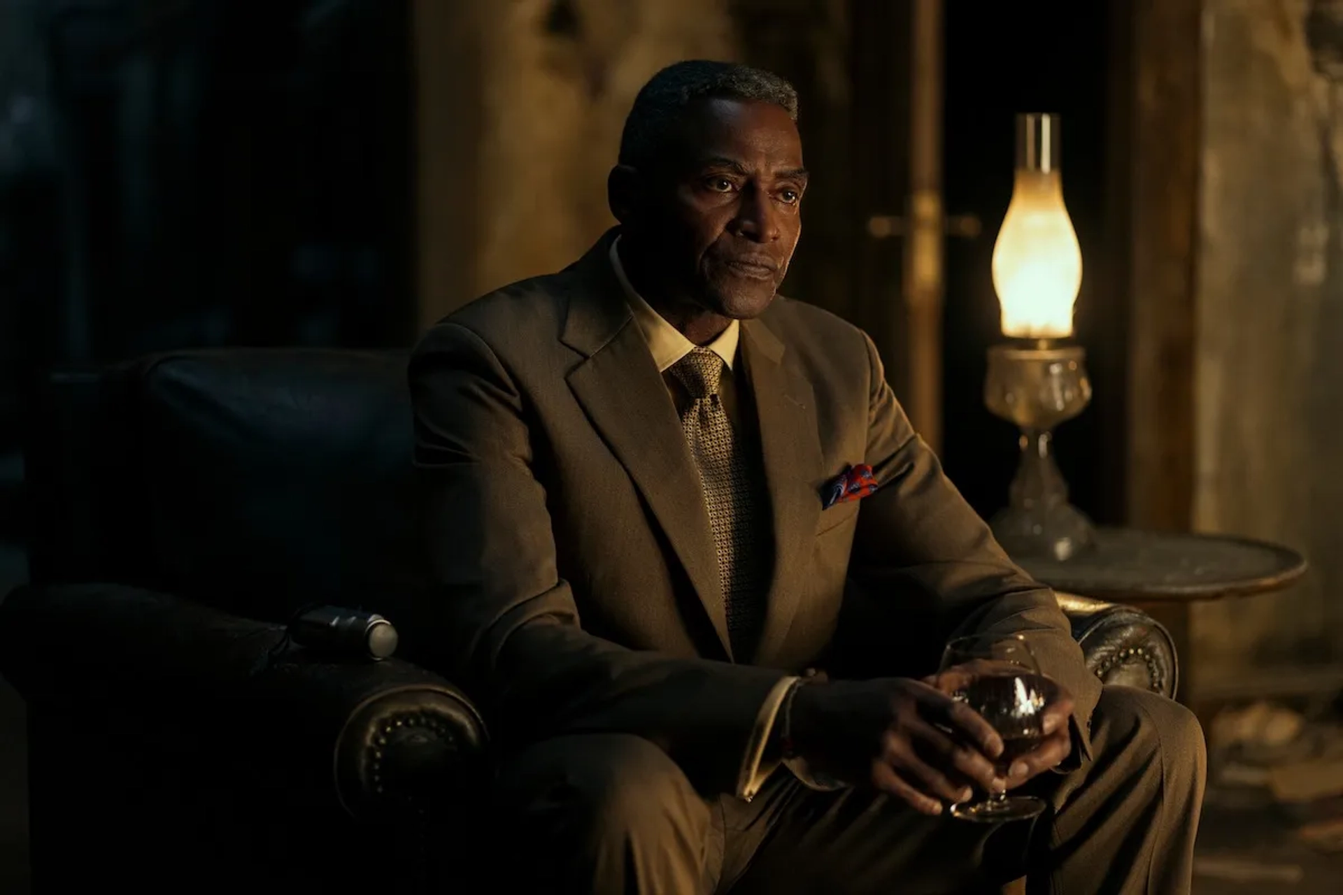 Carl Lumbly in The Fall of the House of Usher (2023)