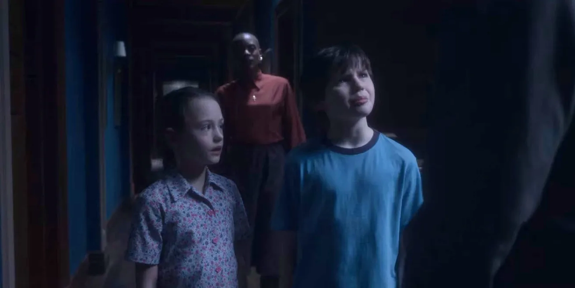 T'Nia Miller, Amelie Bea Smith, and Benjamin Evan Ainsworth in The Haunting of Bly Manor (2020)