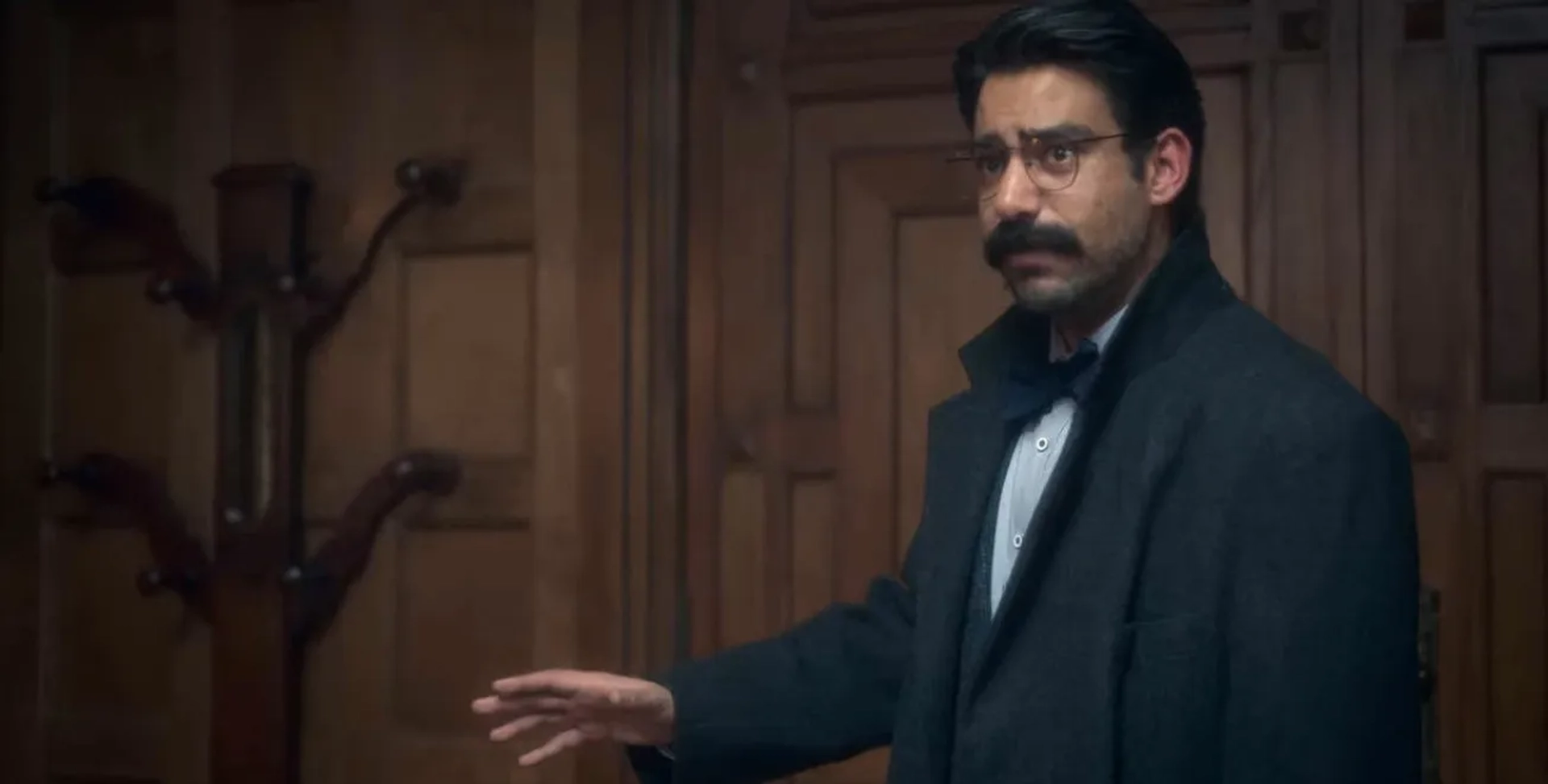 Rahul Kohli in The Haunting of Bly Manor (2020)