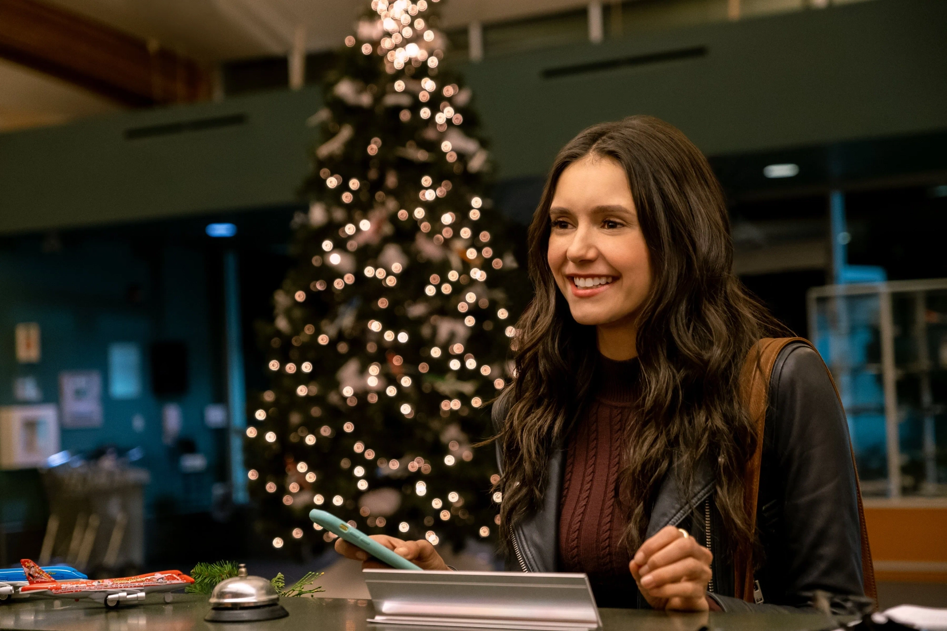 Nina Dobrev in Love Hard (2021)