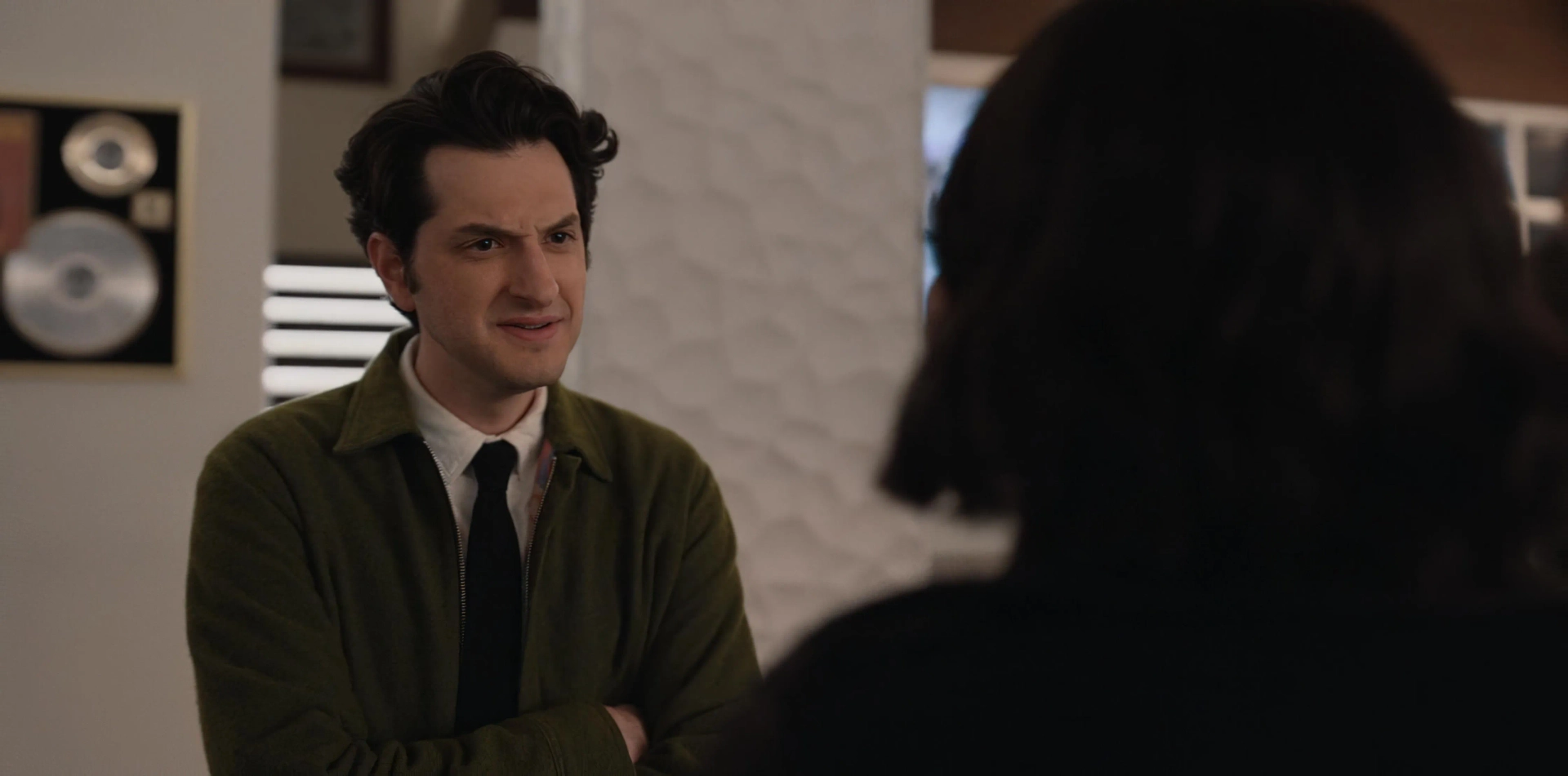 Tiffany Haddish and Ben Schwartz in The Afterparty (2022)