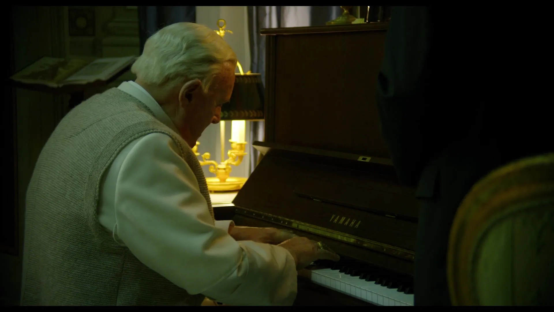 Anthony Hopkins in The Two Popes (2019)