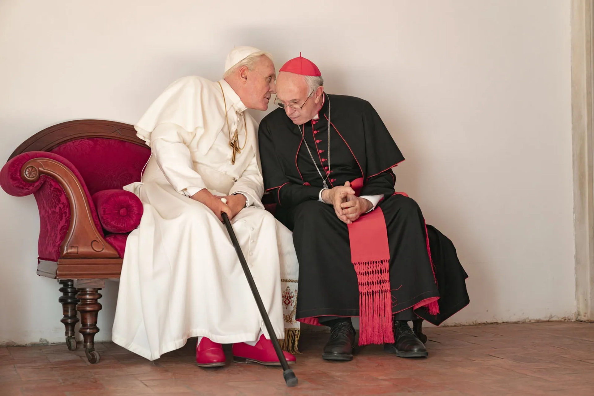 Anthony Hopkins and Jonathan Pryce in The Two Popes (2019)