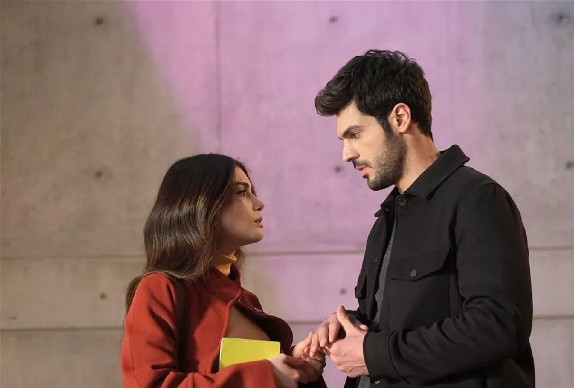 Özge Yagiz and Tolga Mendi in My Left Side (2020)