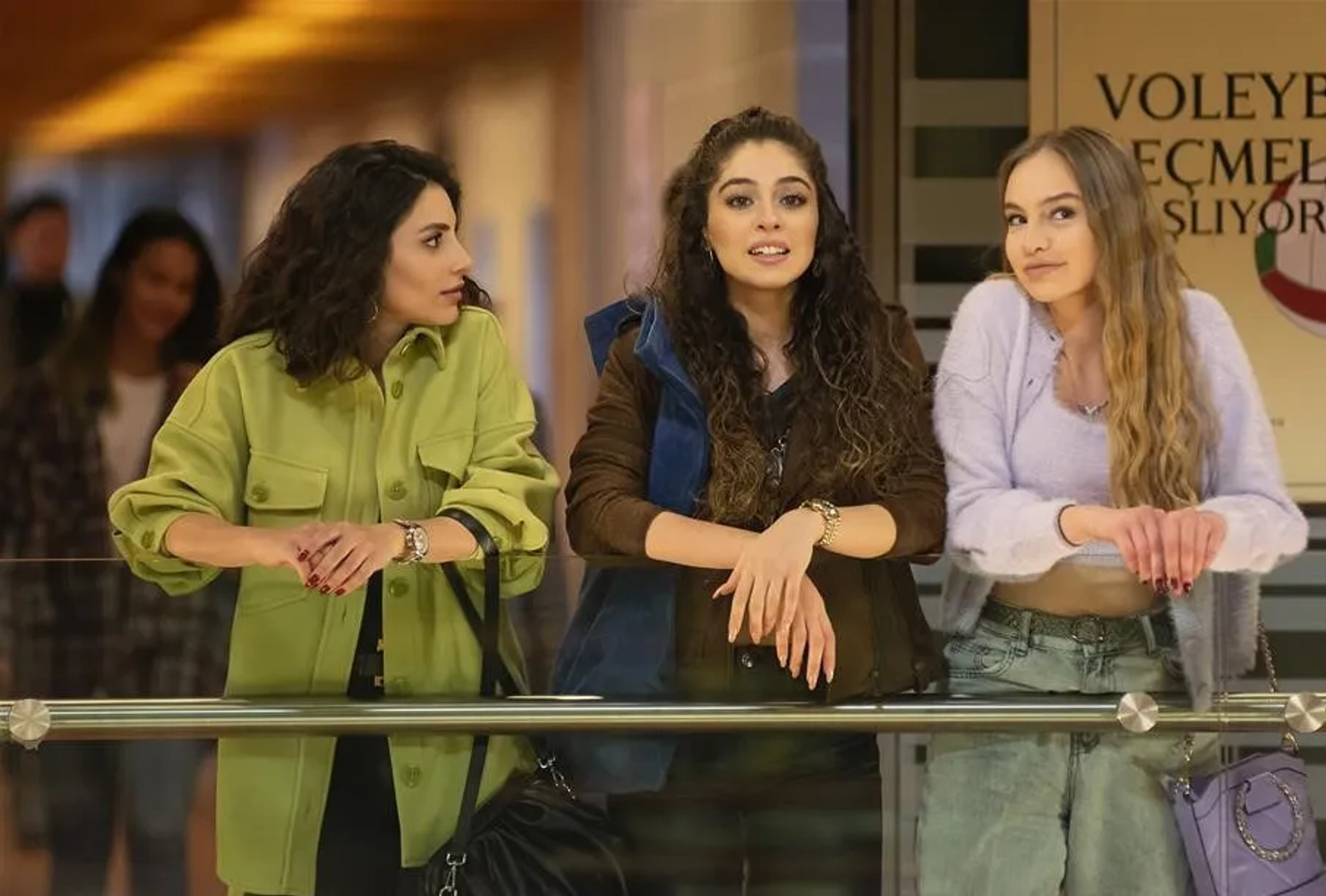 Ecem Atalay, Cemre Baysel, and Tugçe Açikgöz in My Left Side (2020)