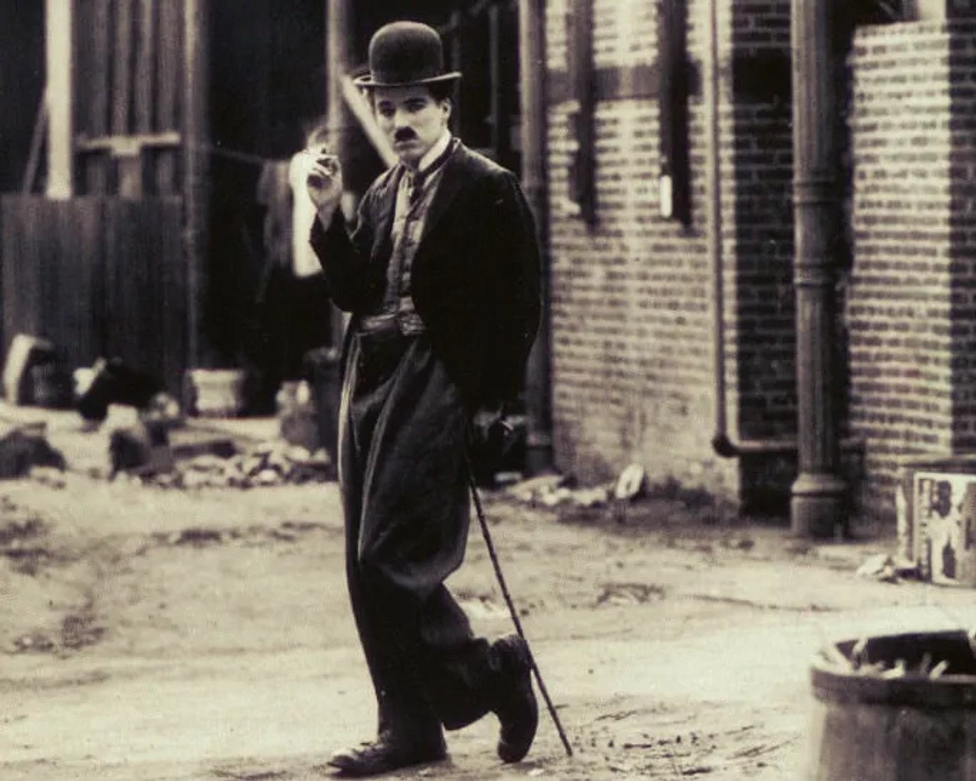 Charles Chaplin in The Kid (1921)