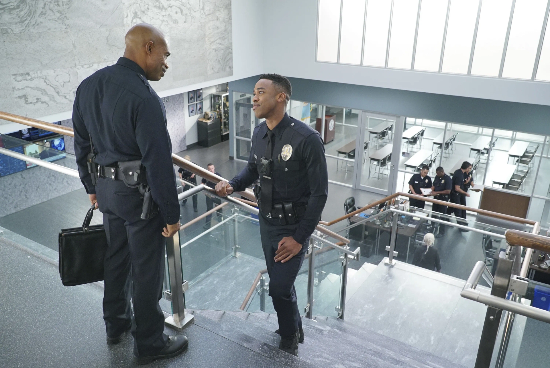 Michael Beach and Titus Makin Jr. in The Rookie (2018)