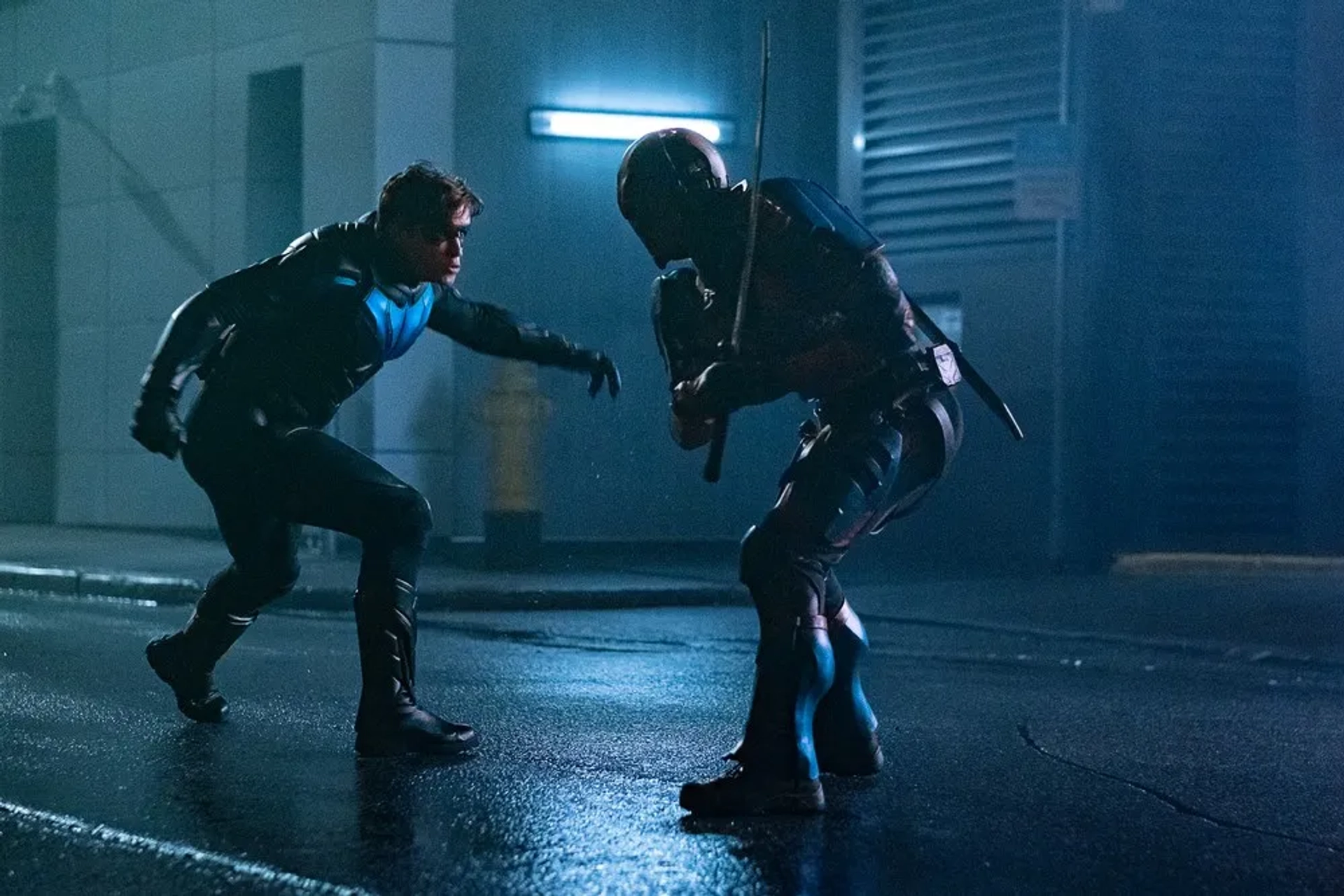 Esai Morales and Brenton Thwaites in Titans (2018)