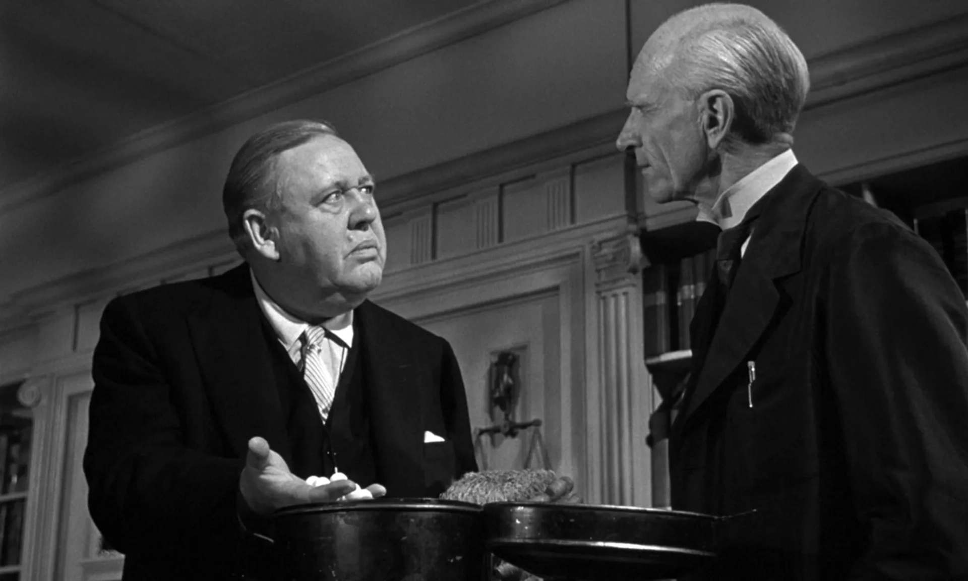 Charles Laughton and Ian Wolfe in Witness for the Prosecution (1957)