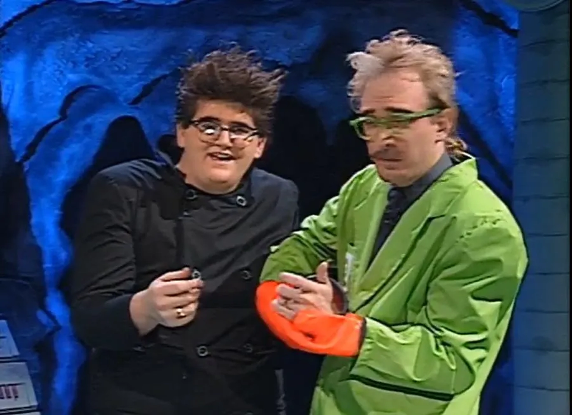 Trace Beaulieu and J. Elvis Weinstein in Mystery Science Theater 3000 (1988)